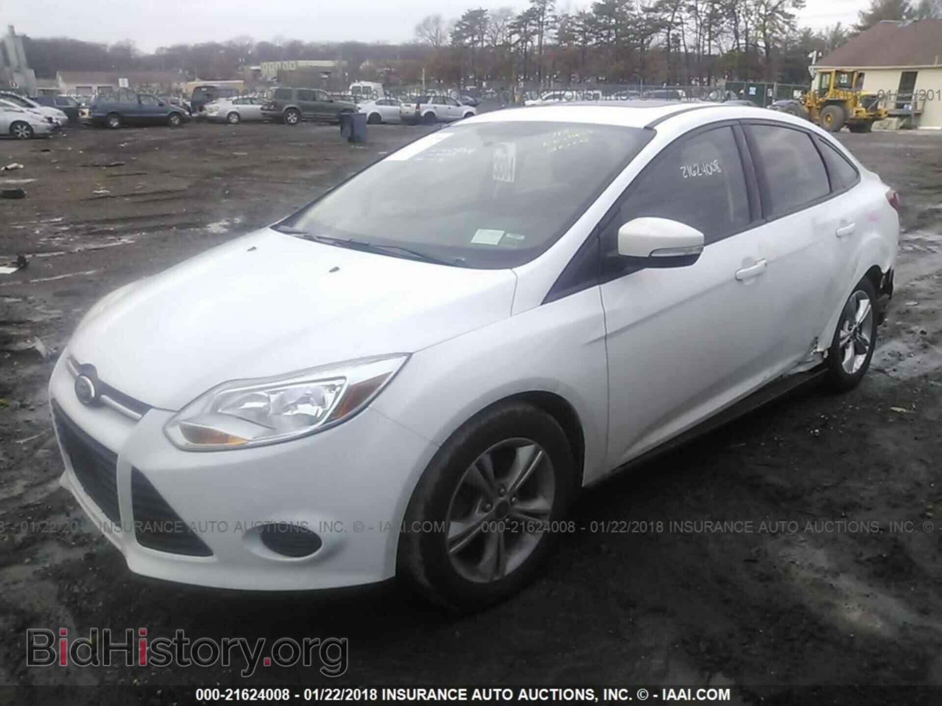 2014 Ford Focus - VIN: 1FADP3F2XEL226680 - Фото 2