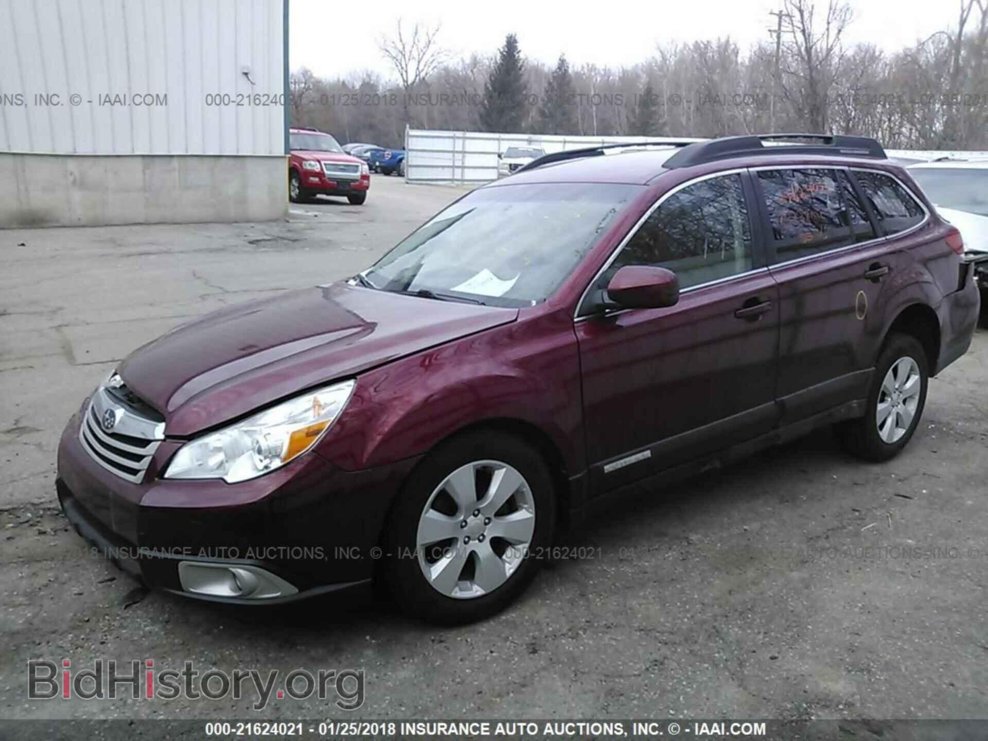 2011 Subaru Outback - VIN: 4S4BRCCC5B3312222 - Фото 2