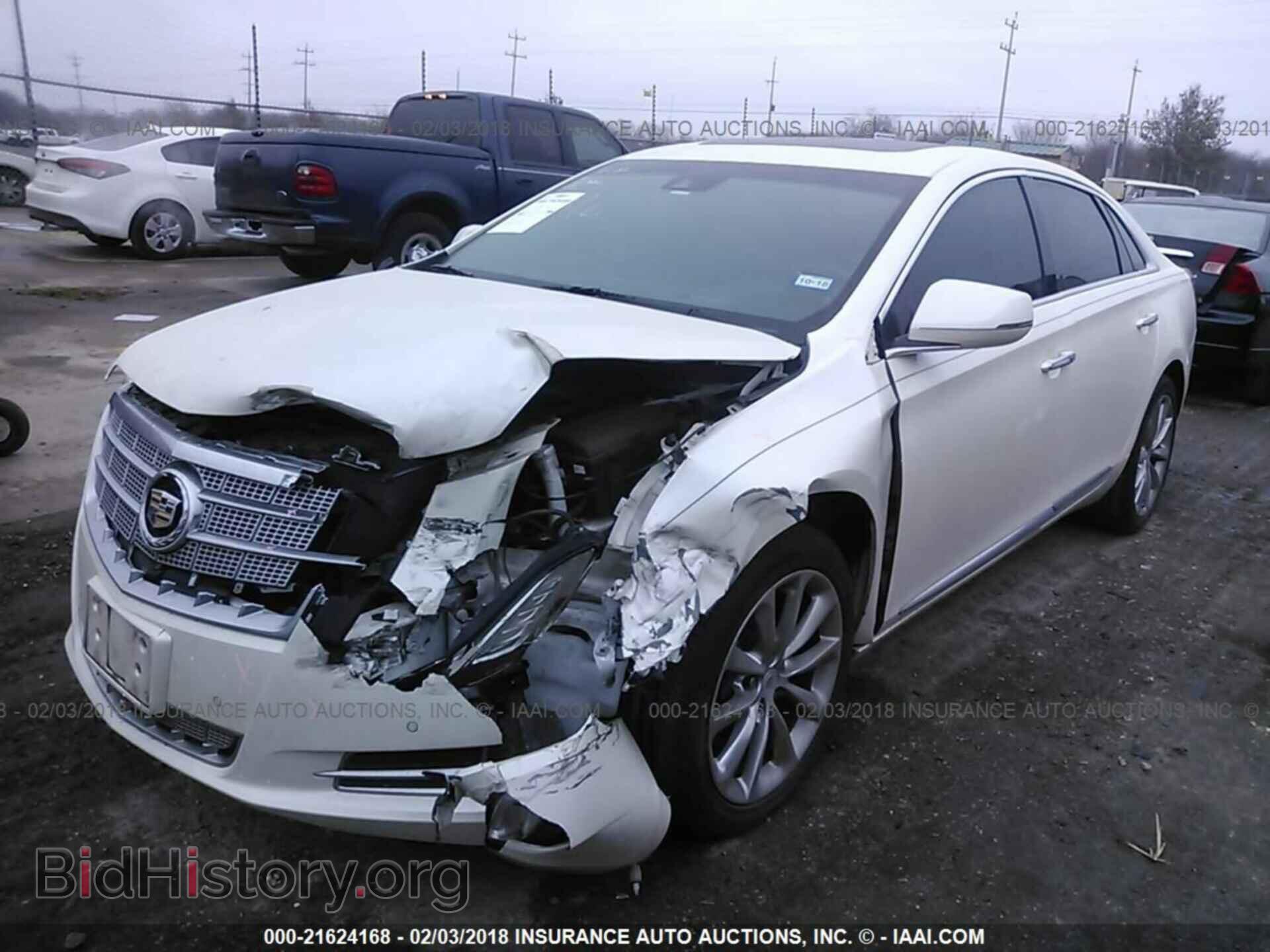 2013 Cadillac Xts - VIN: 2G61U5S36D9100132 - Фото 2