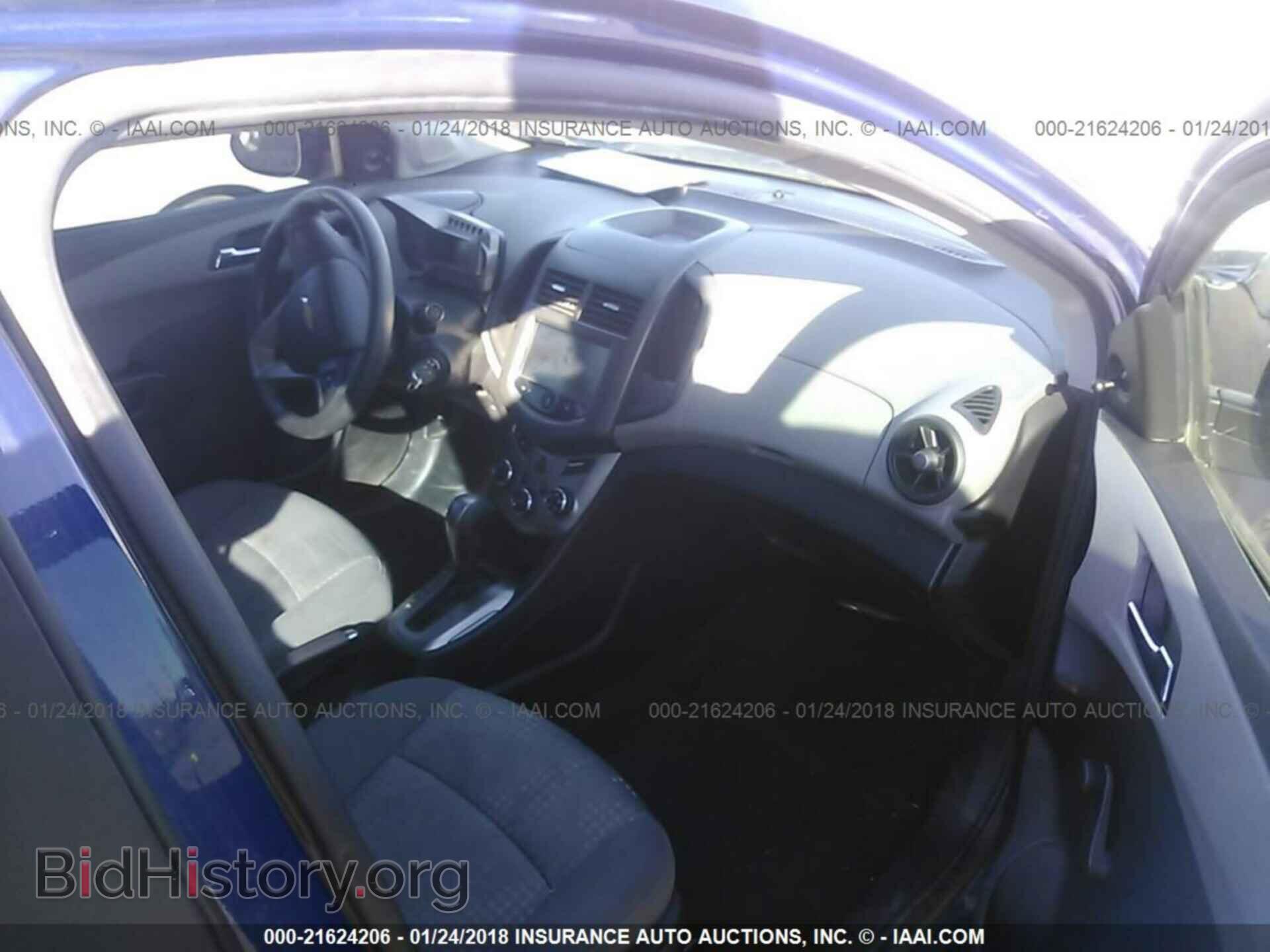 2014 Chevrolet Sonic - VIN: 1G1JA5SH2E4121607 - Фото 5