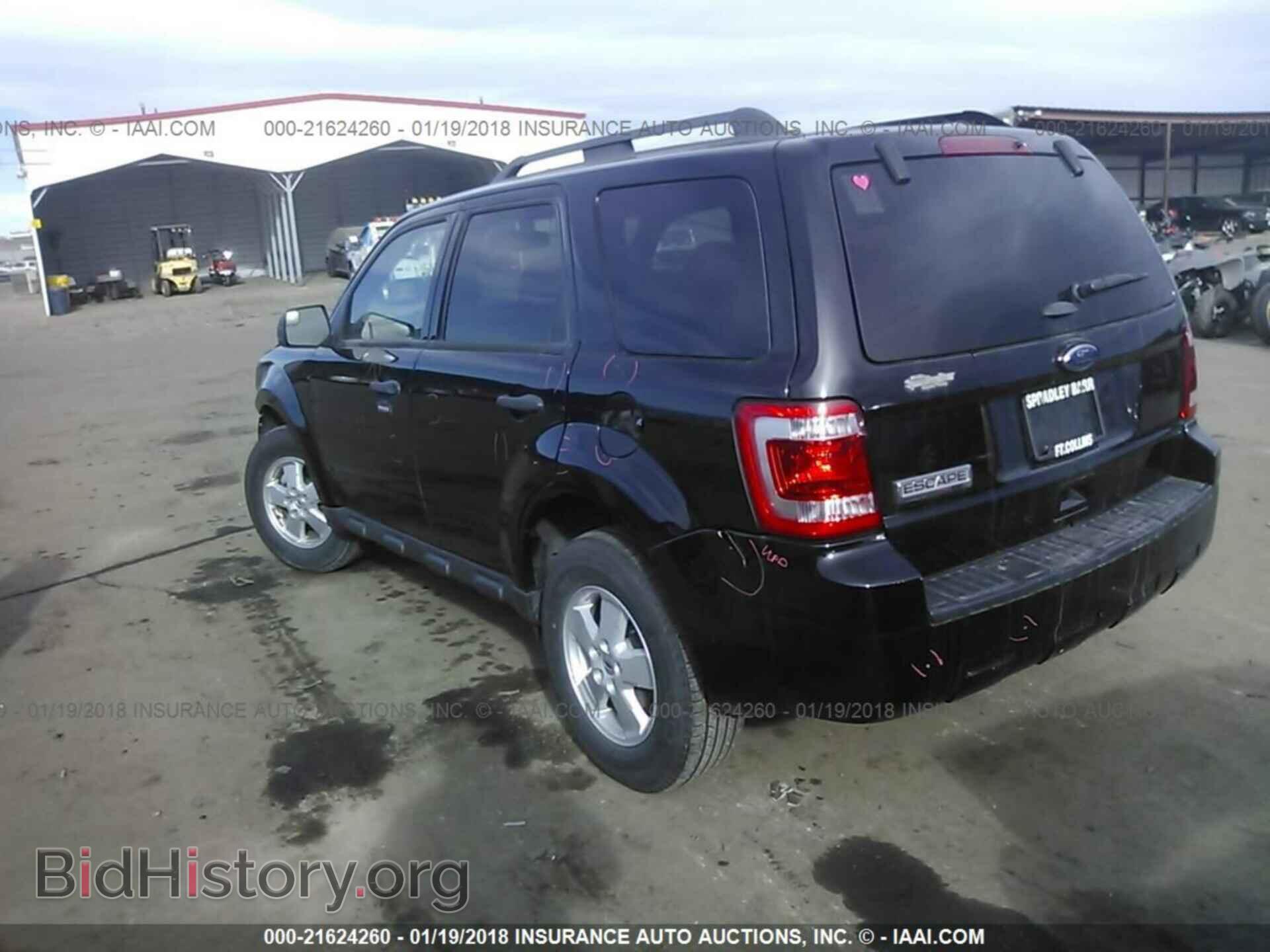 2012 Ford Escape - VIN: 1FMCU0D77CKC54186 - Photo 3