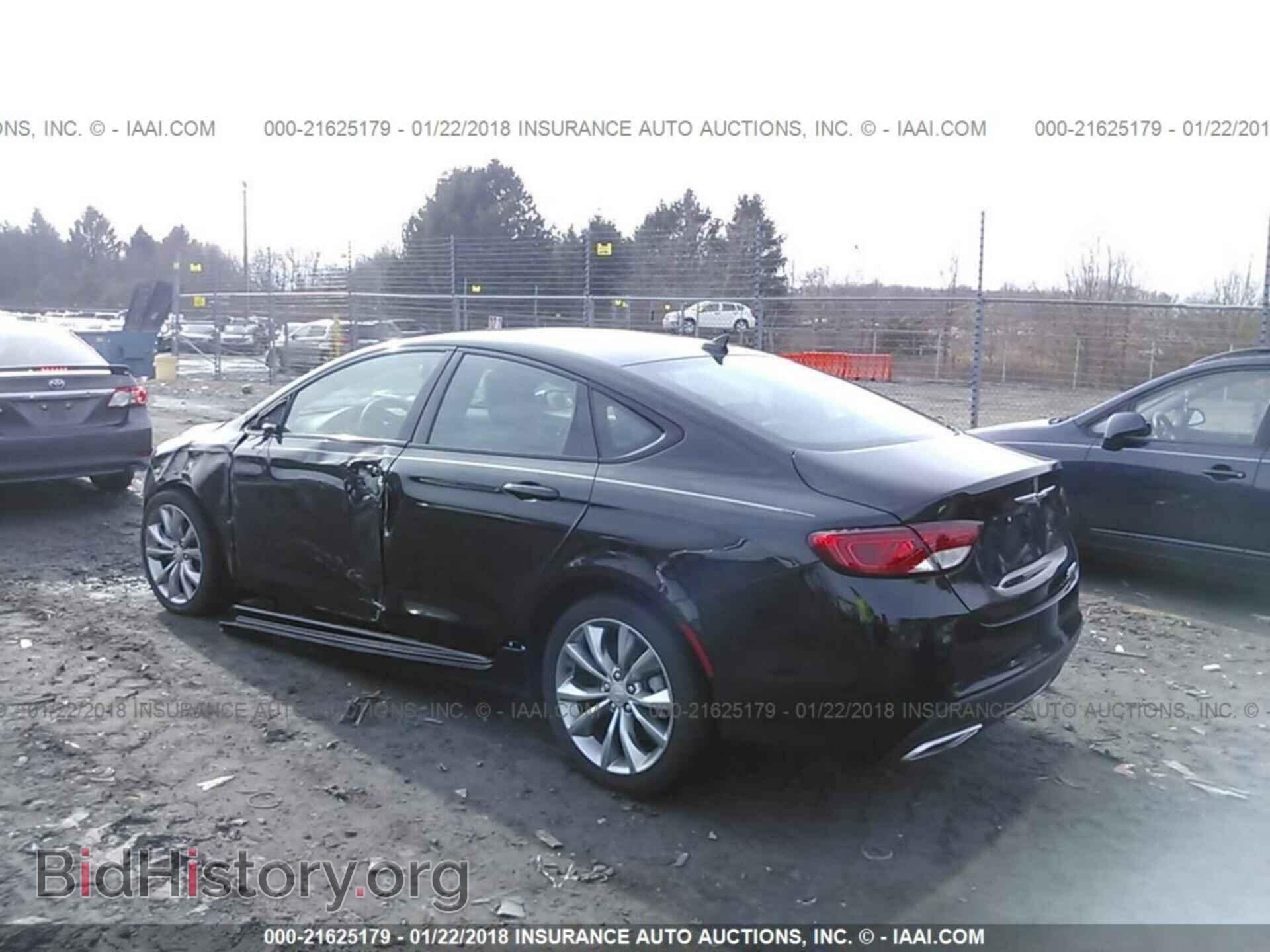 2017 Chrysler 200 - VIN: 1C3CCCBB3HN500290 - Фото 3