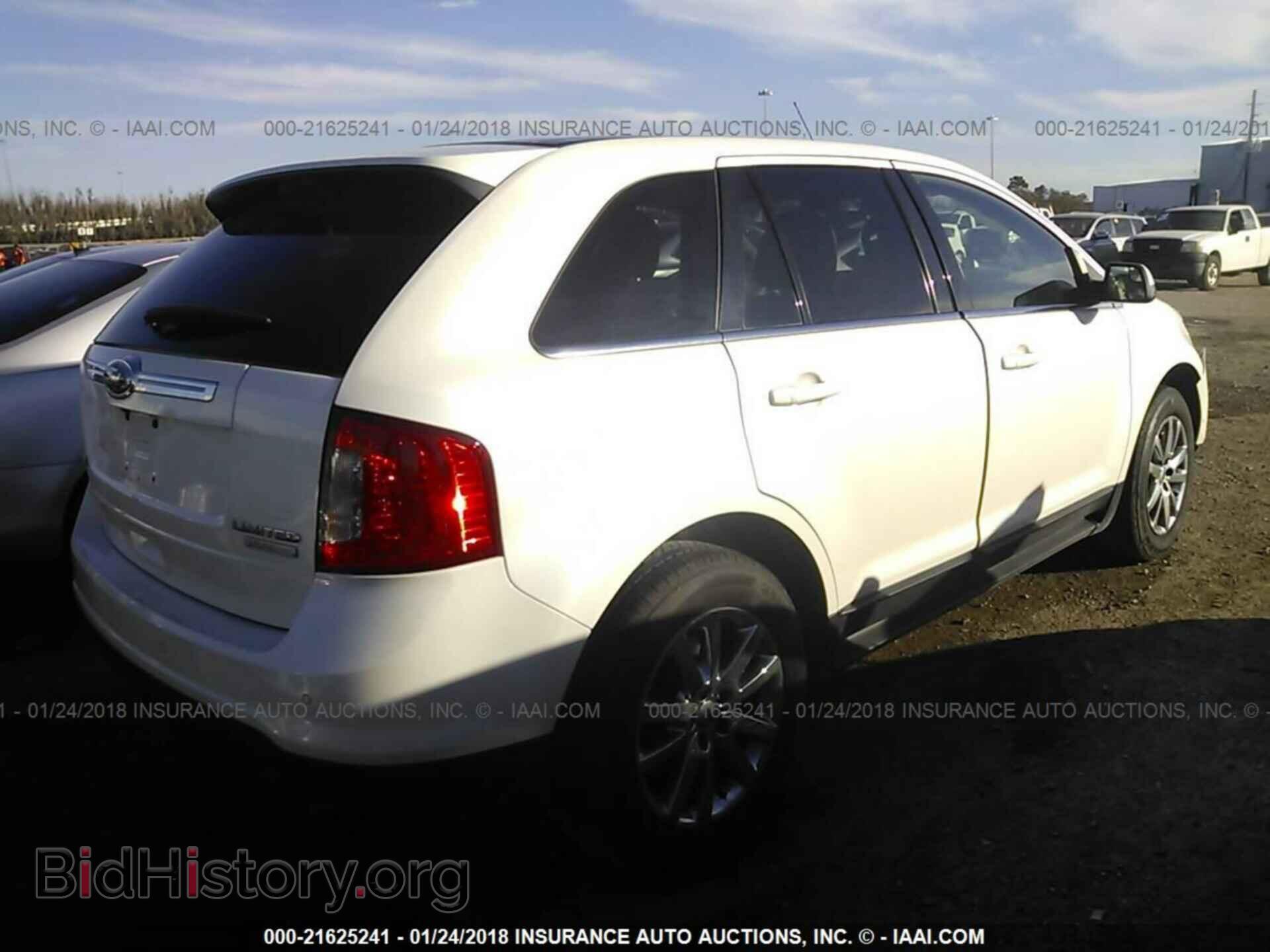 2012 Ford Edge - VIN: 2FMDK3K90CBA53045 - Photo 4