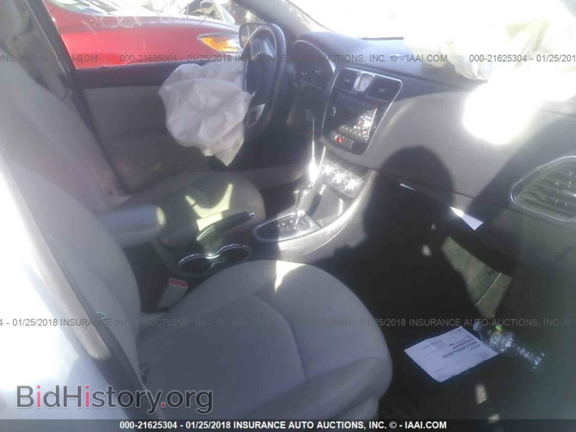 2012 Chrysler 200 - VIN: 1C3CCBBG4CN316734 - Фото 5