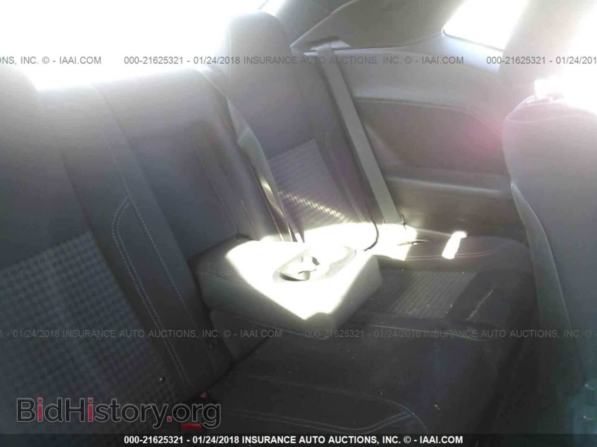 2015 Dodge Challenger - VIN: 2C3CDZAG3FH728065 - Photo 8