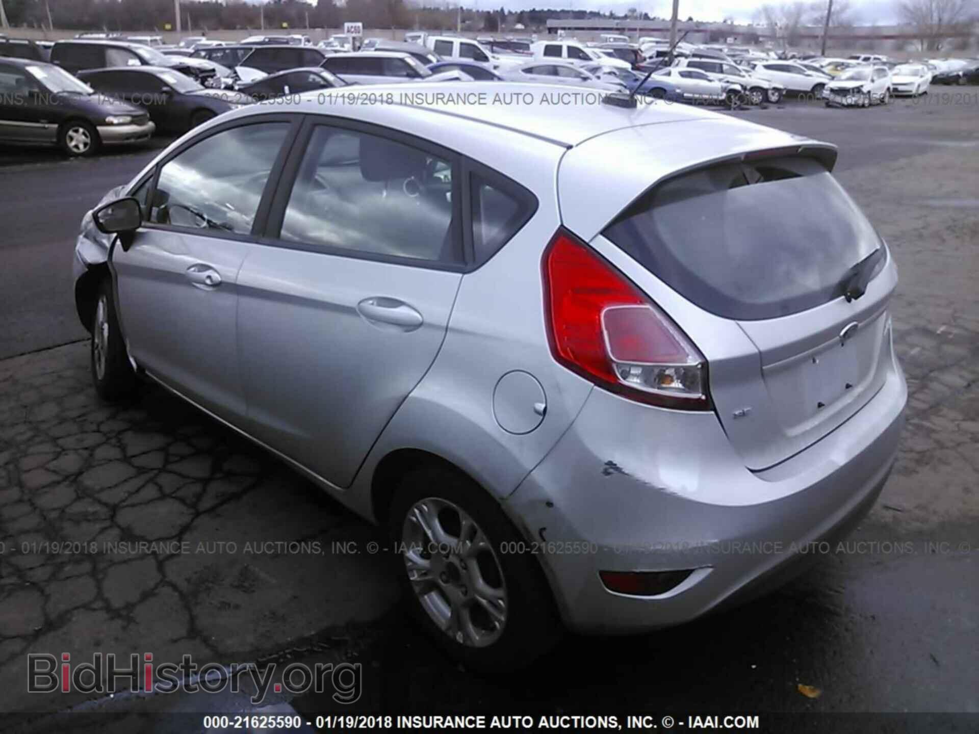 2016 Ford Fiesta - VIN: 3FADP4EJ5GM111758 - Фото 3