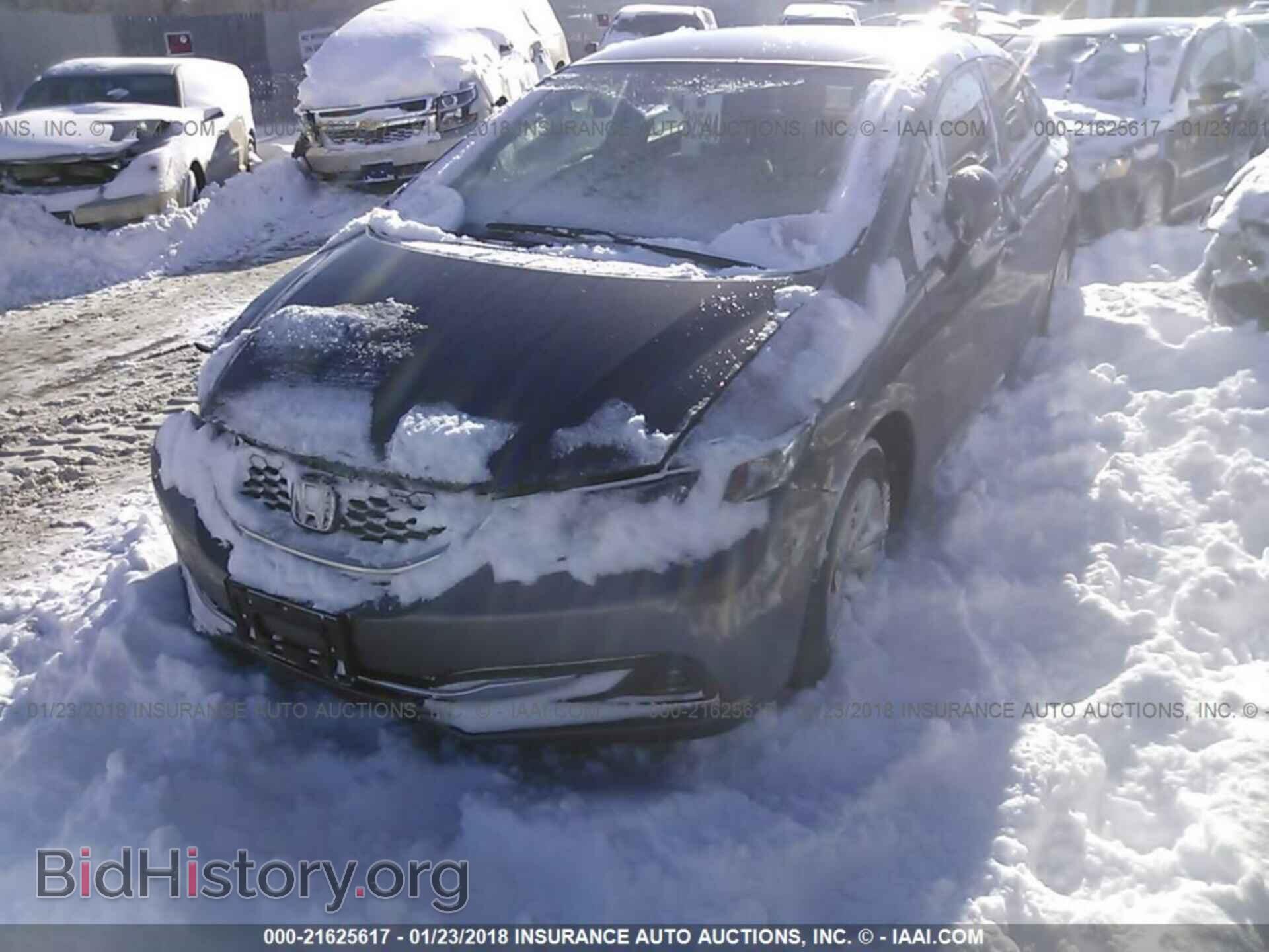 2013 Honda Civic - VIN: 19XFB2F57DE064634 - Фото 2