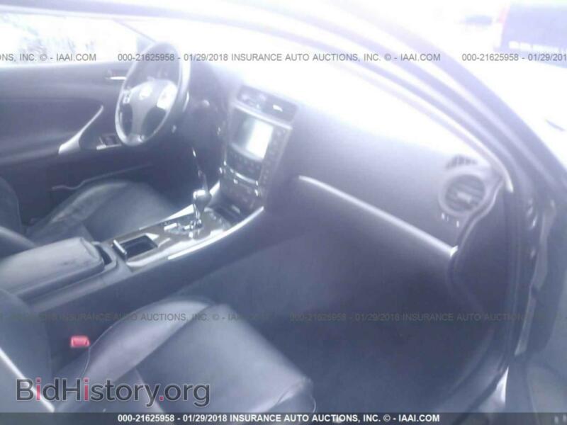 2012 Lexus IS (VIN JTHCF5C21C5060400) — фото 5 из 10