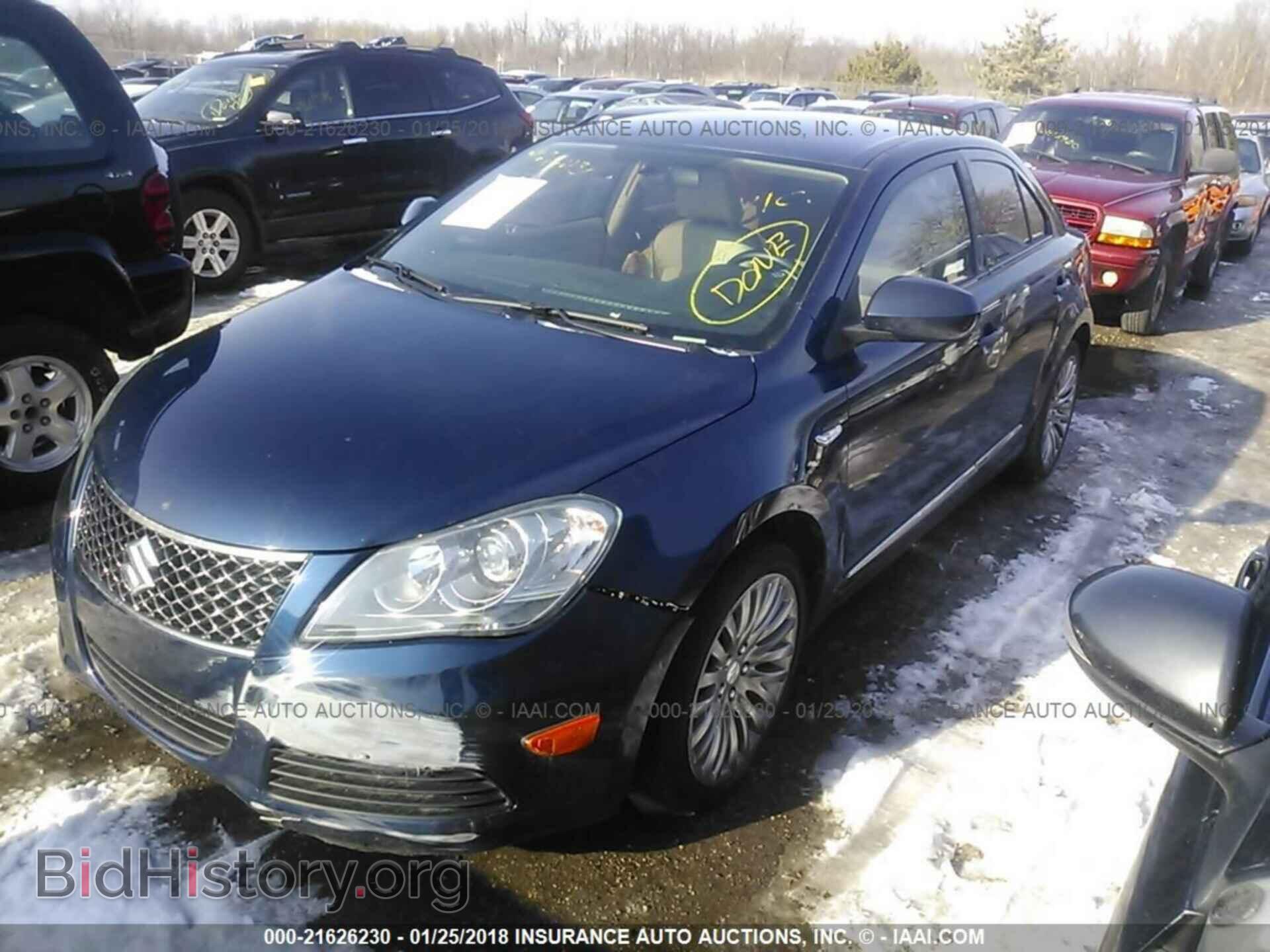 2012 Suzuki Kizashi - VIN: JS2RE9A38C6101252 - Фото 2