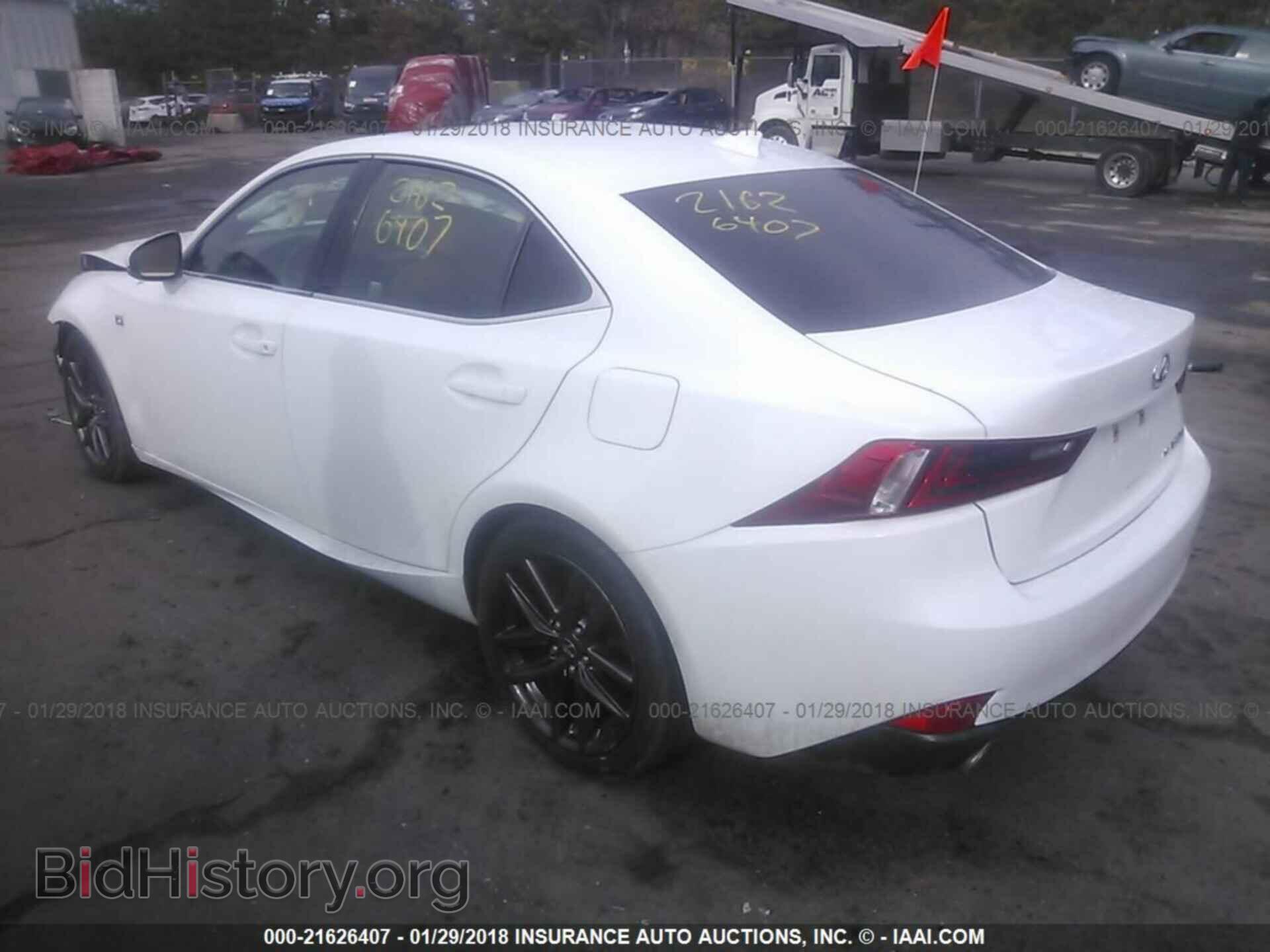 2014 Lexus Is - VIN: JTHCE1D24E5000818 - Photo 3
