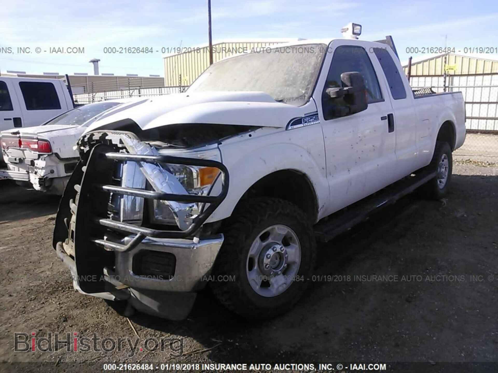 2012 Ford F250 - VIN: 1FT7X2B66CEA18033 - Фото 2