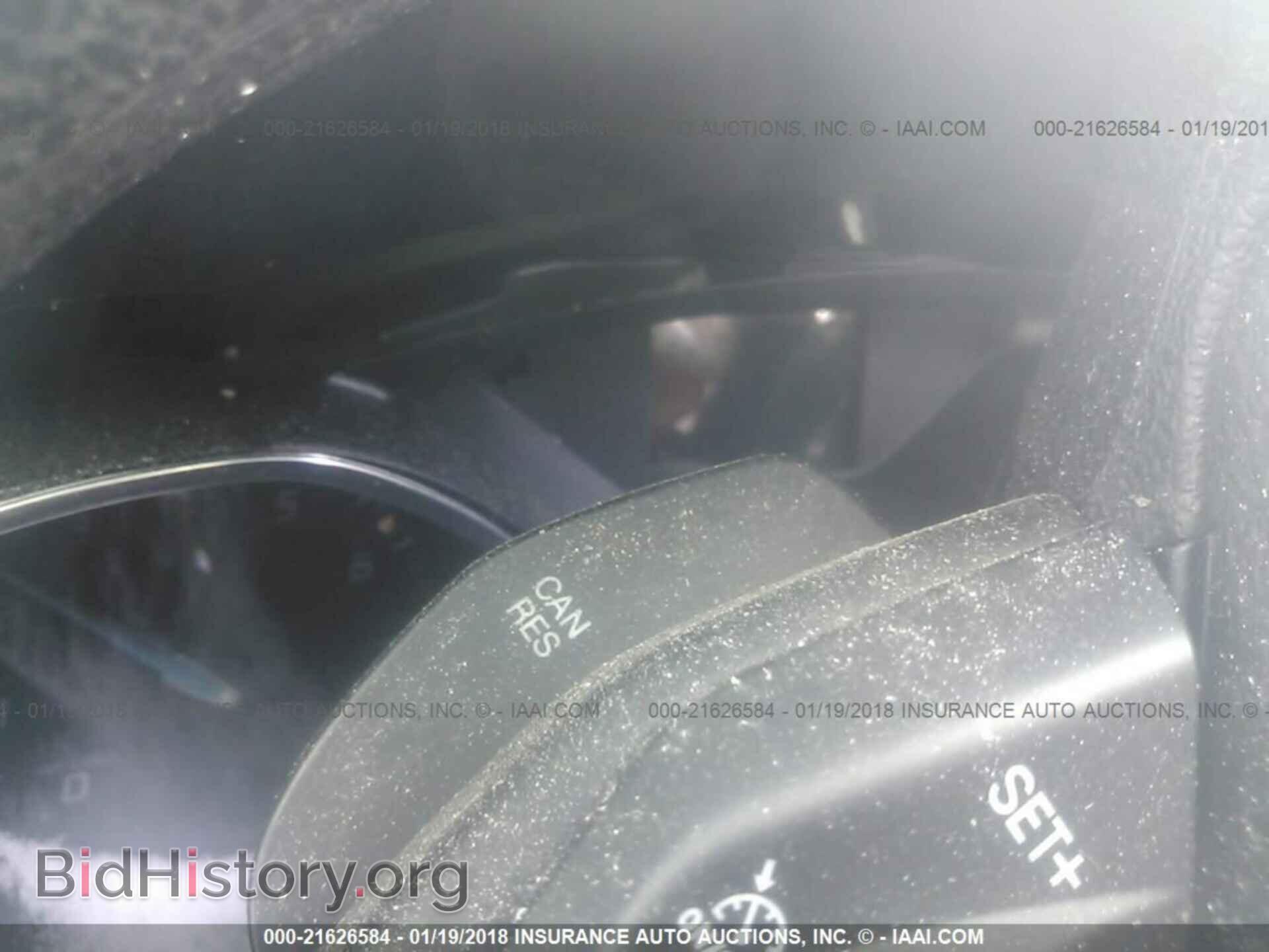 2012 Ford Focus - VIN: 1FAHP3K24CL252230 - Photo 7