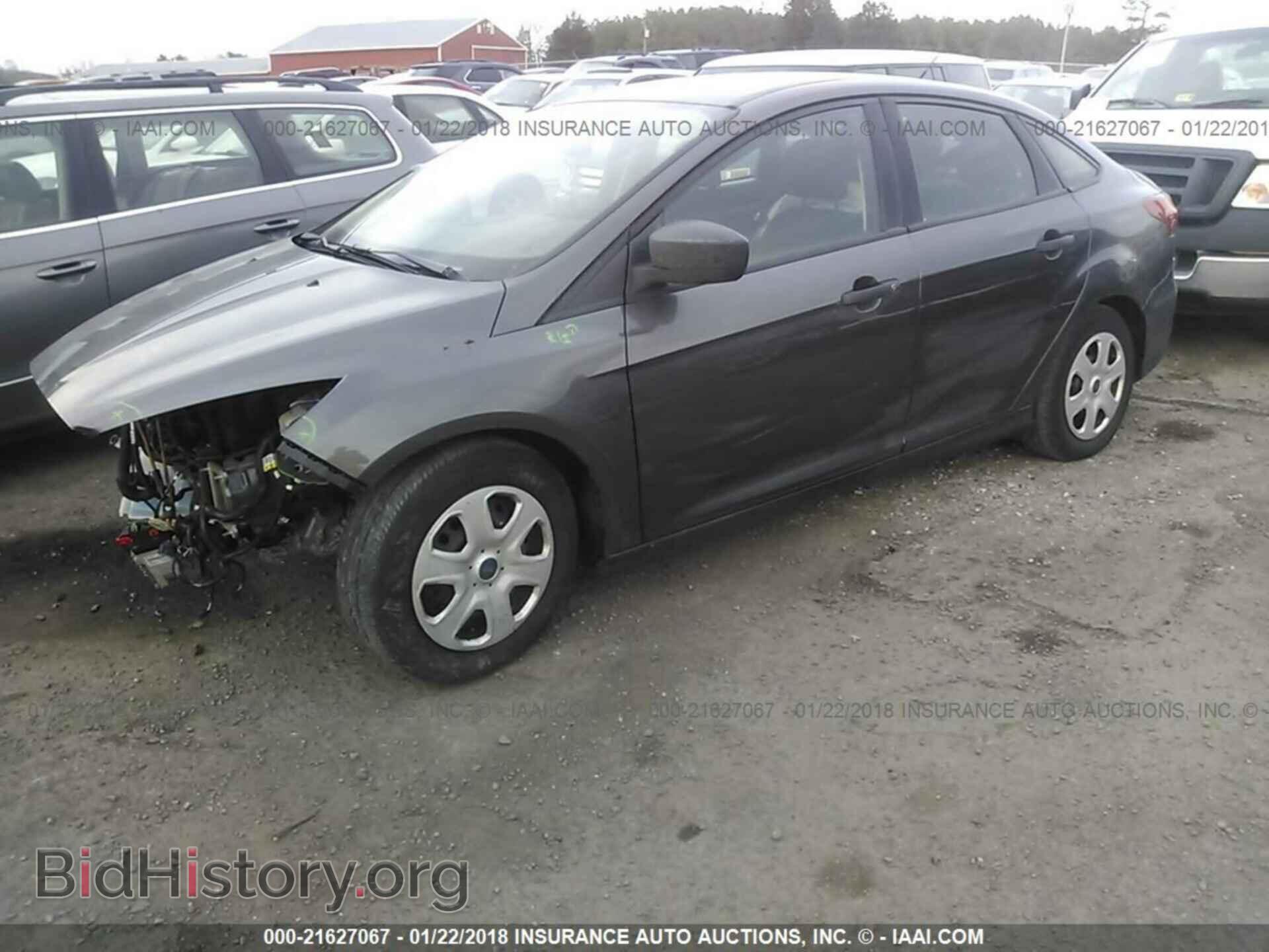 2015 Ford Focus - VIN: 1FADP3E22FL345861 - Photo 2