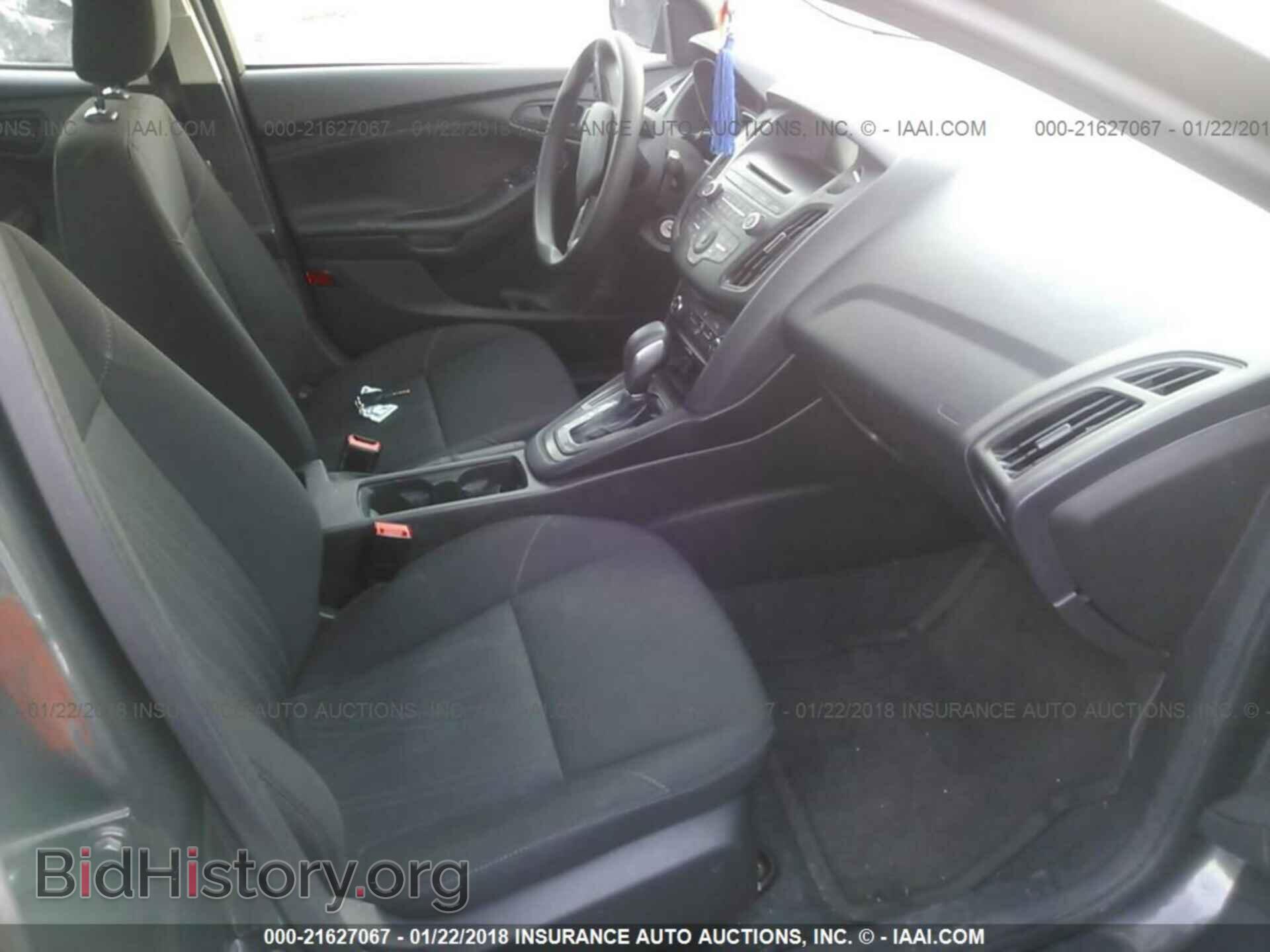 2015 Ford Focus - VIN: 1FADP3E22FL345861 - Photo 5