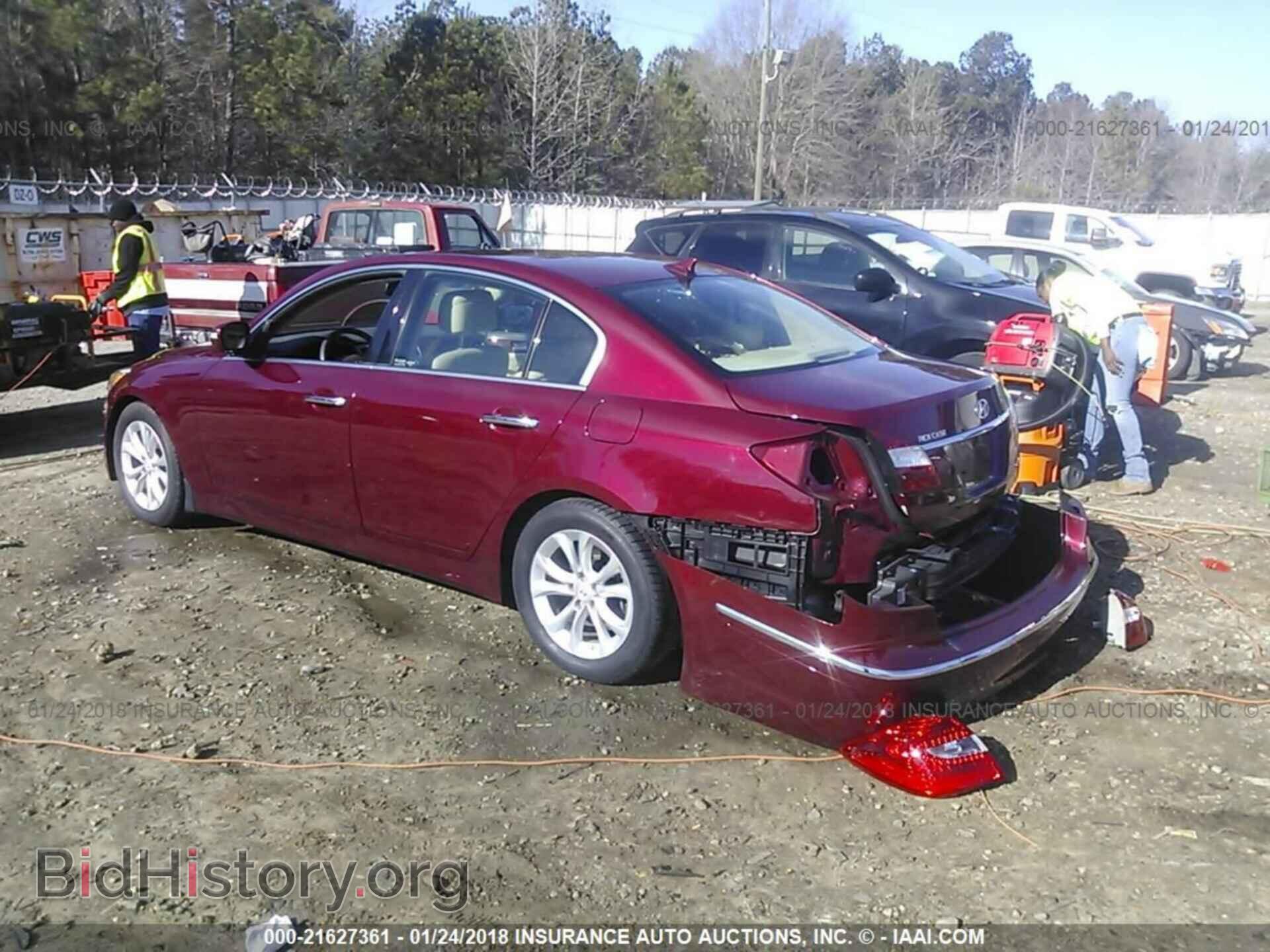 2013 Hyundai Genesis - VIN: KMHGC4DD9DU240068 - Фото 3