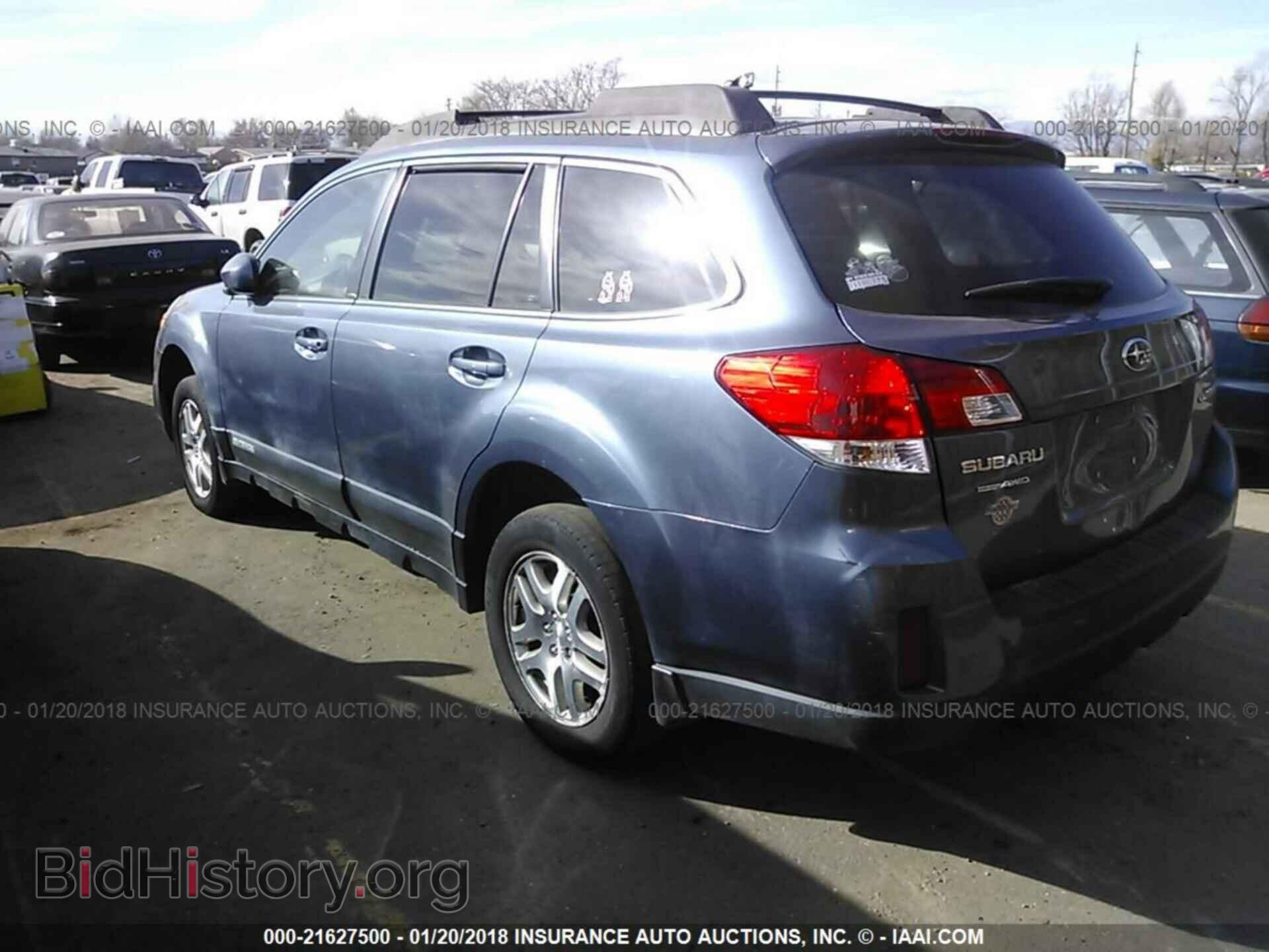 2013 Subaru Outback - VIN: 4S4BRCCC5D3276129 - Фото 3