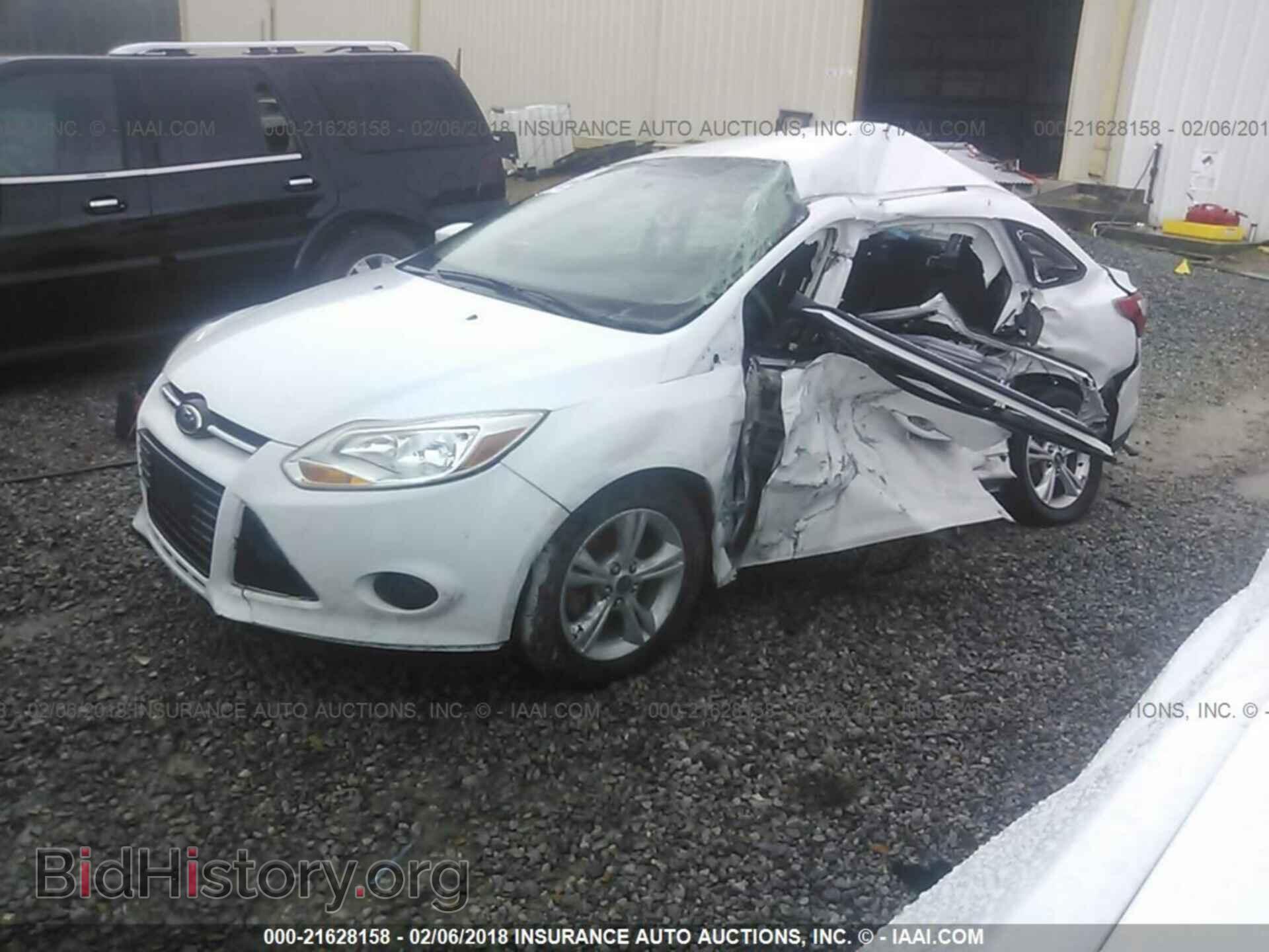 2014 Ford Focus - VIN: 1FADP3F29EL392186 - Фото 2