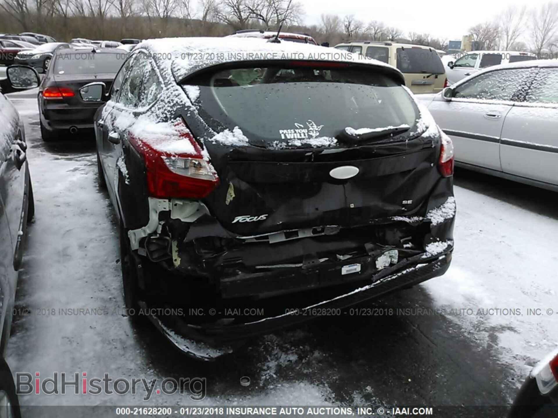 2012 Ford Focus - VIN: 1FAHP3K22CL452149 - Фото 3