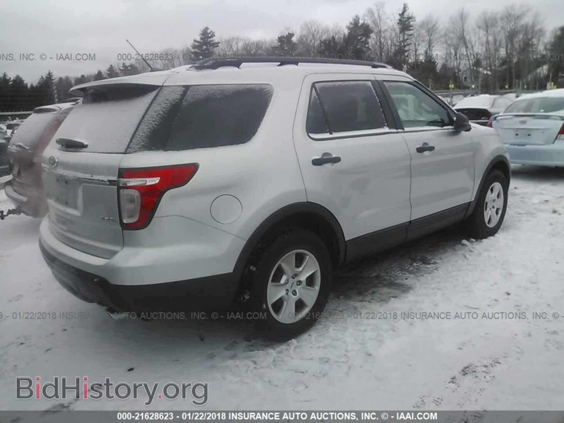 2011 Ford Explorer - VIN: 1FMHK8B83BGA61640 - Фото 4