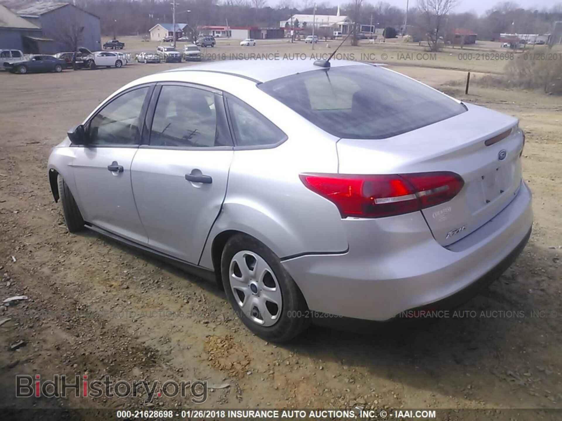 2016 Ford Focus - VIN: 1FADP3E28GL381829 - Фото 3