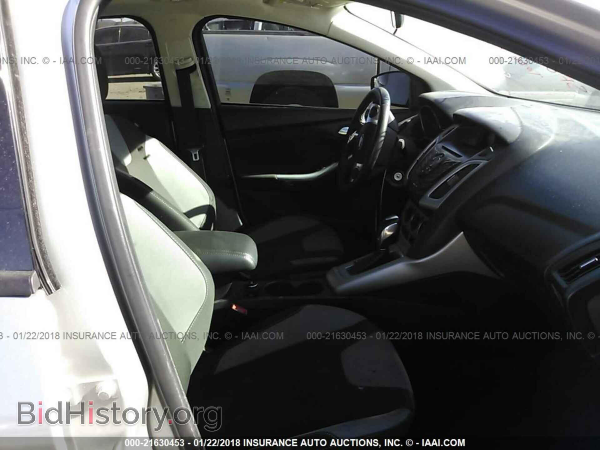 2012 Ford Focus - VIN: 1FAHP3F21CL257959 - Photo 5