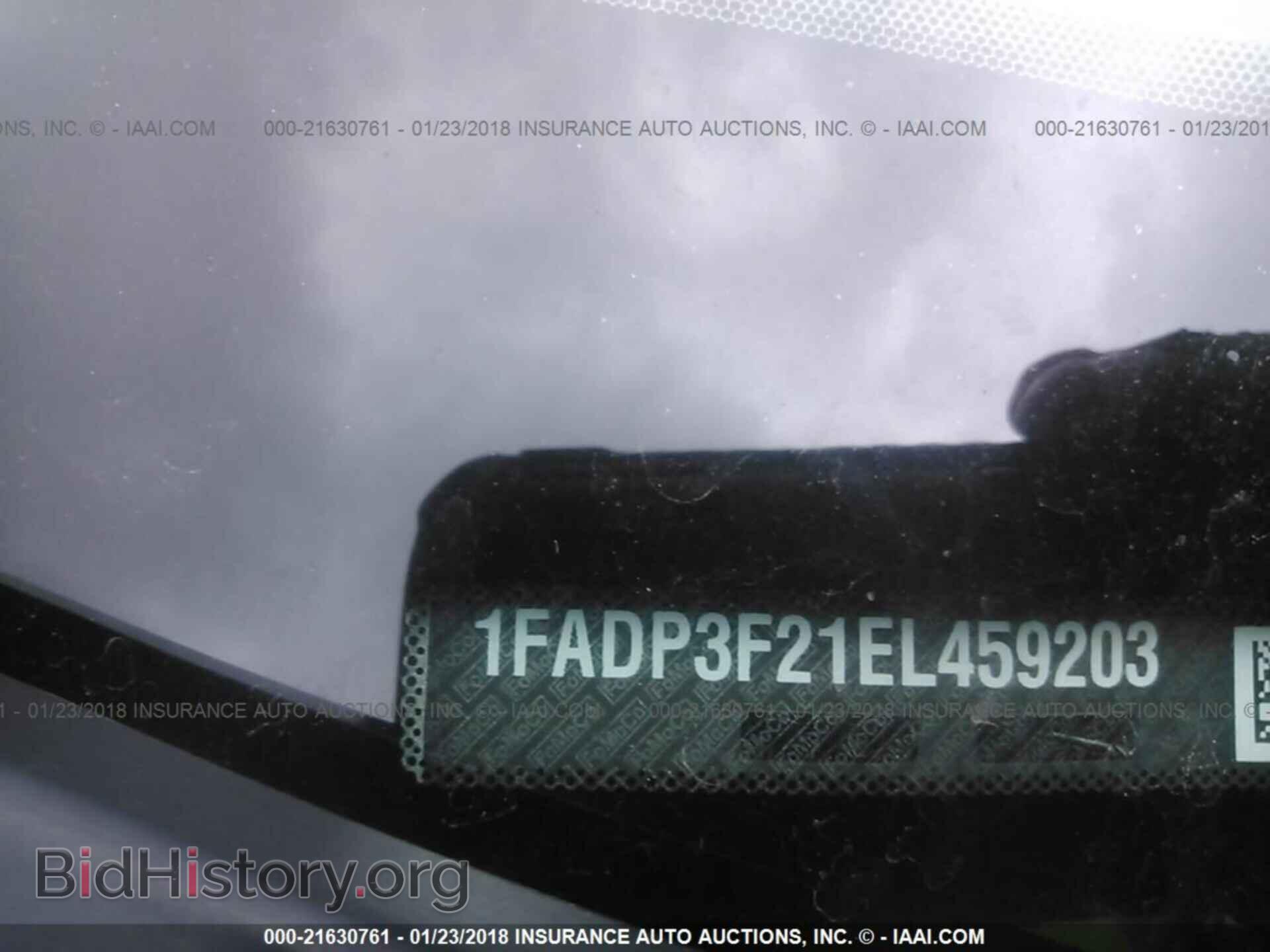 2014 Ford Focus - VIN: 1FADP3F21EL459203 - Photo 9
