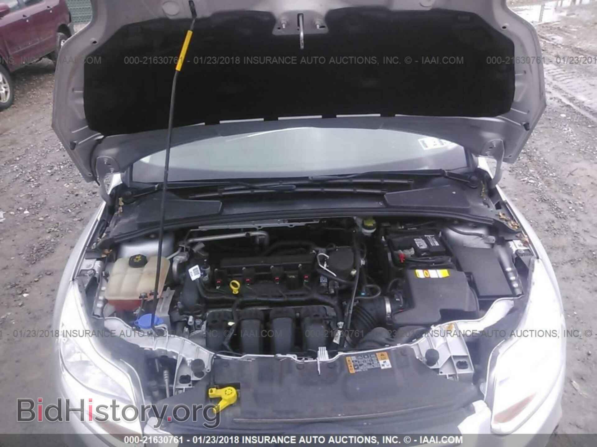 2014 Ford Focus - VIN: 1FADP3F21EL459203 - Photo 10