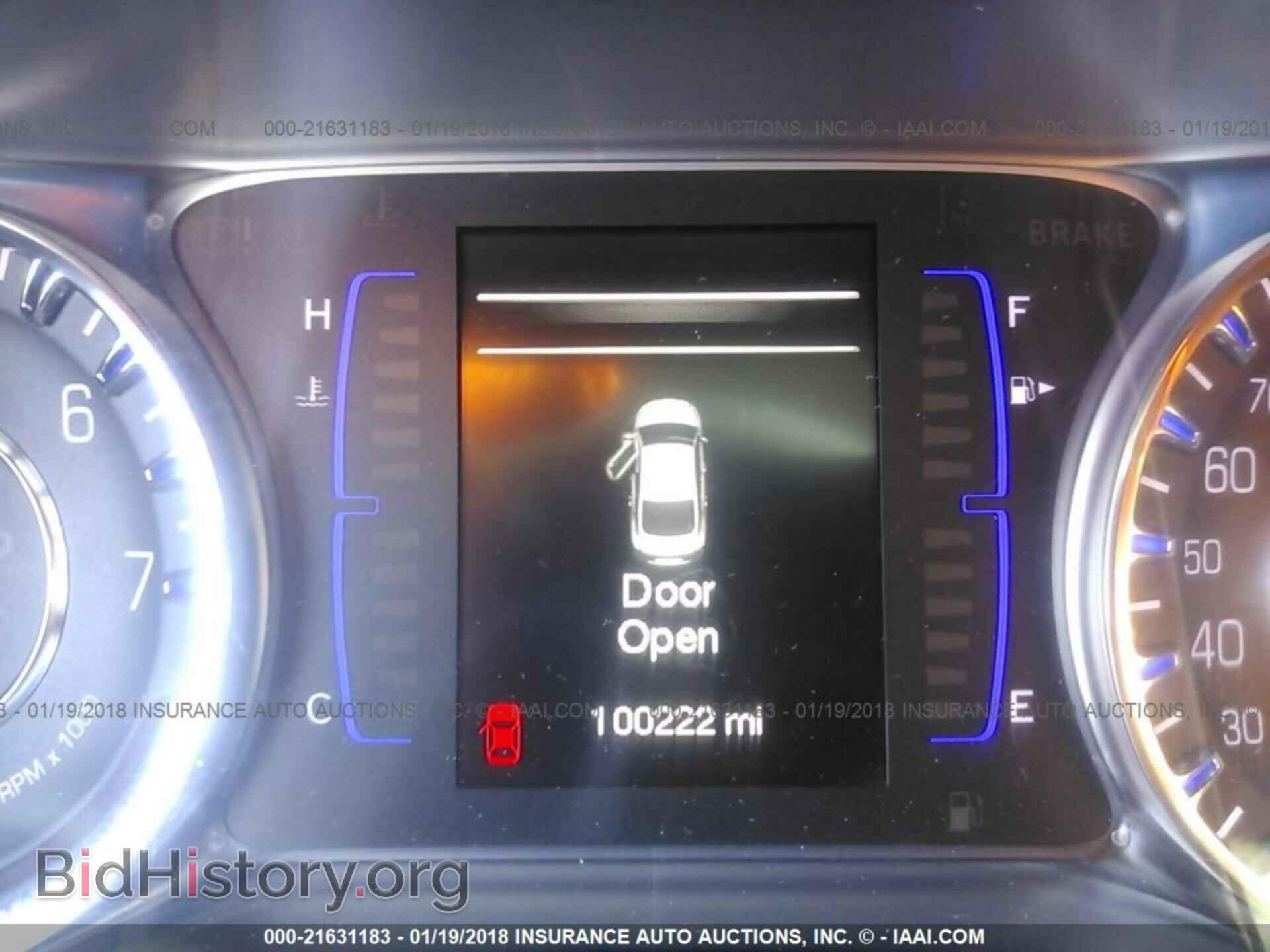 2015 Chrysler 200 - VIN: 1C3CCCAB1FN745944 - Photo 7