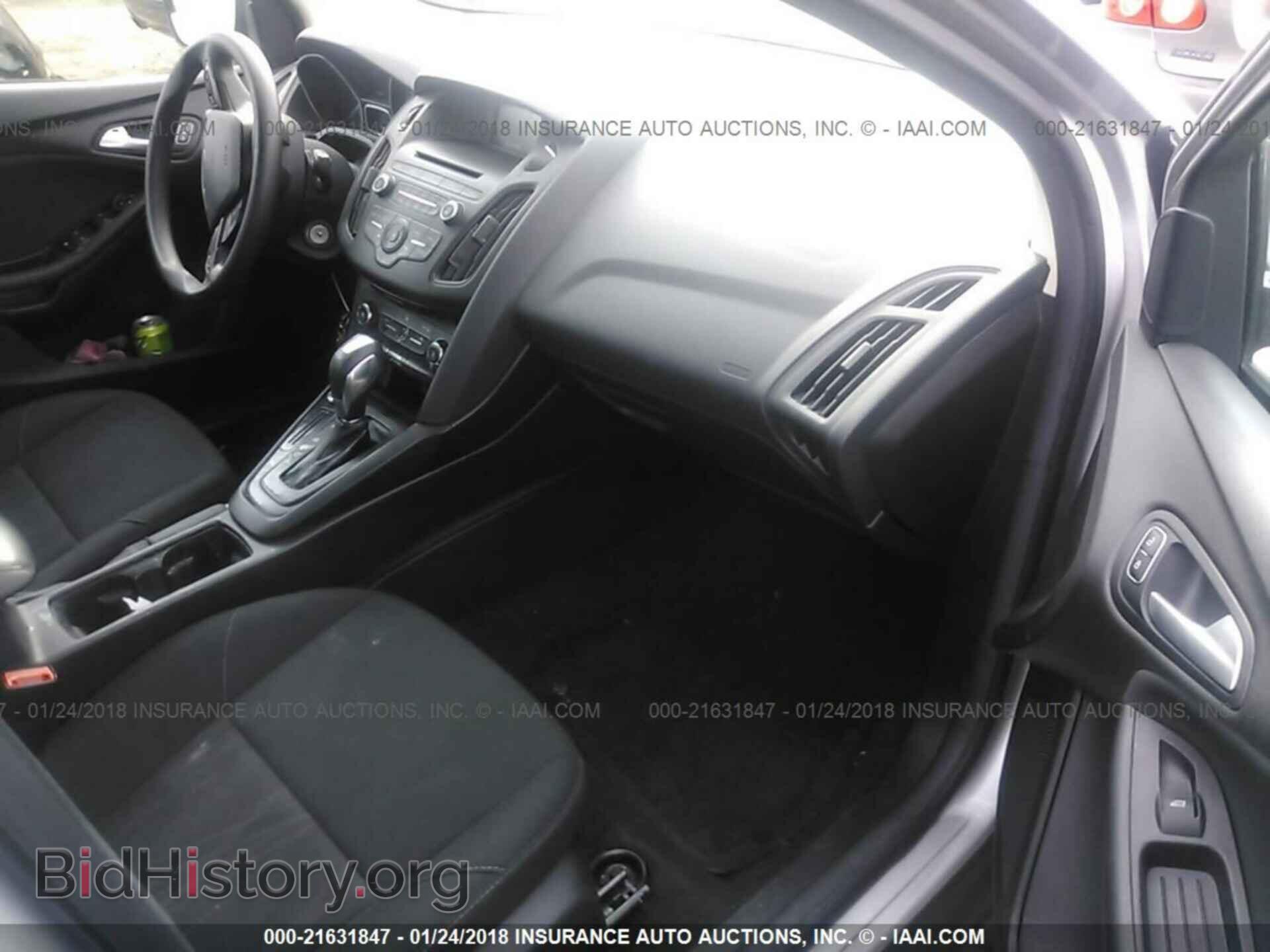 2016 Ford Focus - VIN: 1FADP3F22GL344760 - Фото 5