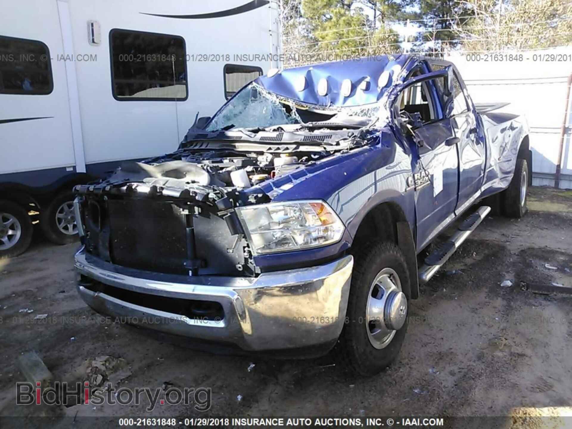 2014 Ram 3500 - VIN: 3C63RRGL1EG136624 - Фото 2