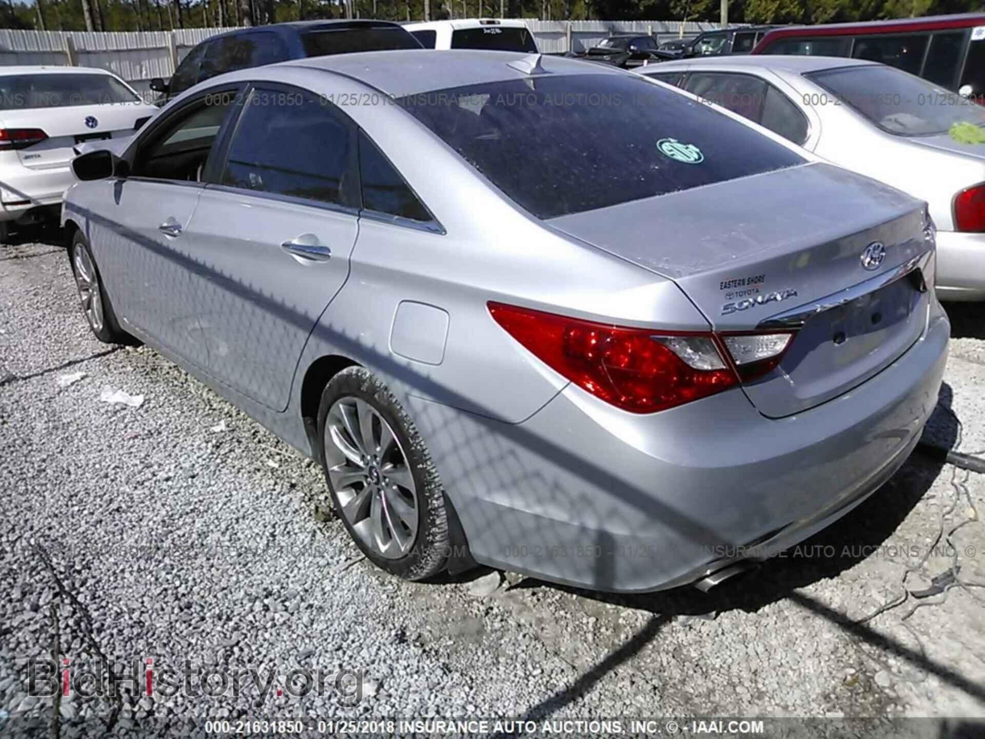 2012 Hyundai Sonata - VIN: 5NPEC4AB0CH447388 - Фото 3