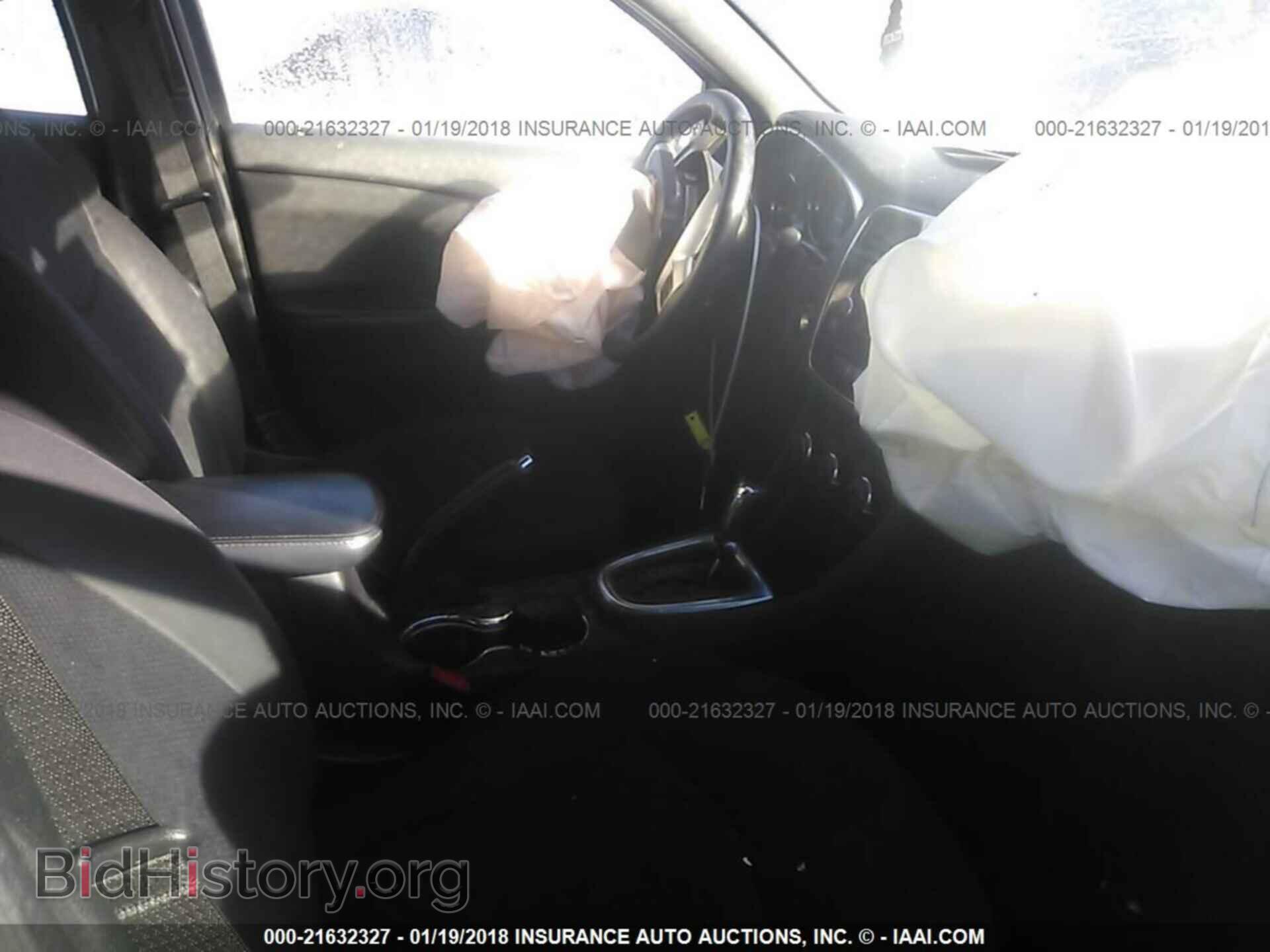 2013 Chrysler 200 - VIN: 1C3CCBBB2DN721738 - Photo 5