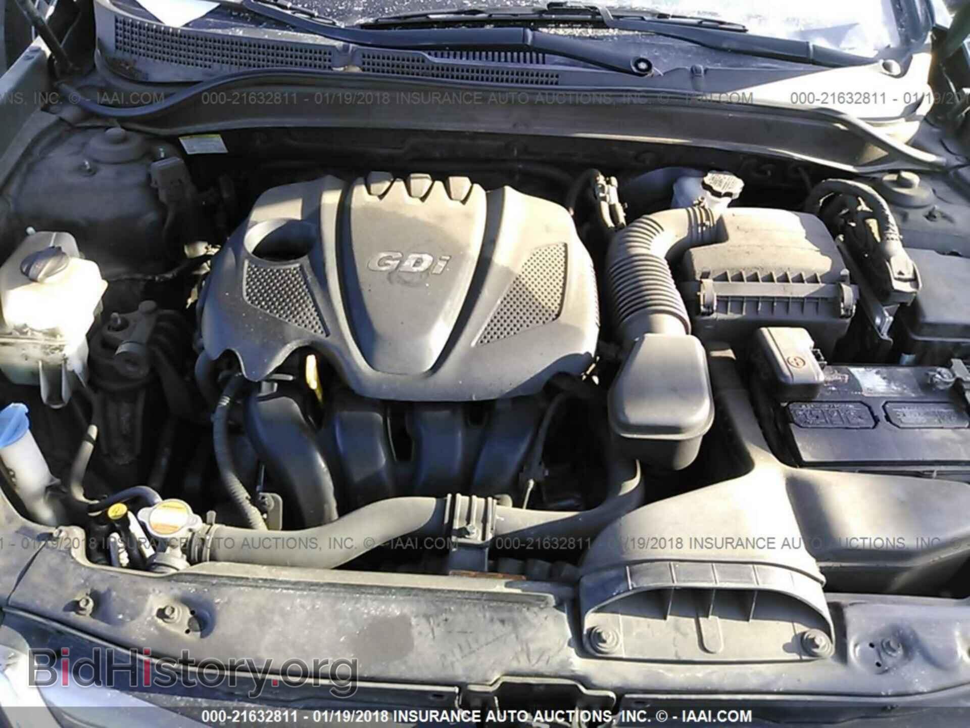 2012 Hyundai Sonata - VIN: 5NPEC4AC1CH385573 - Фото 10