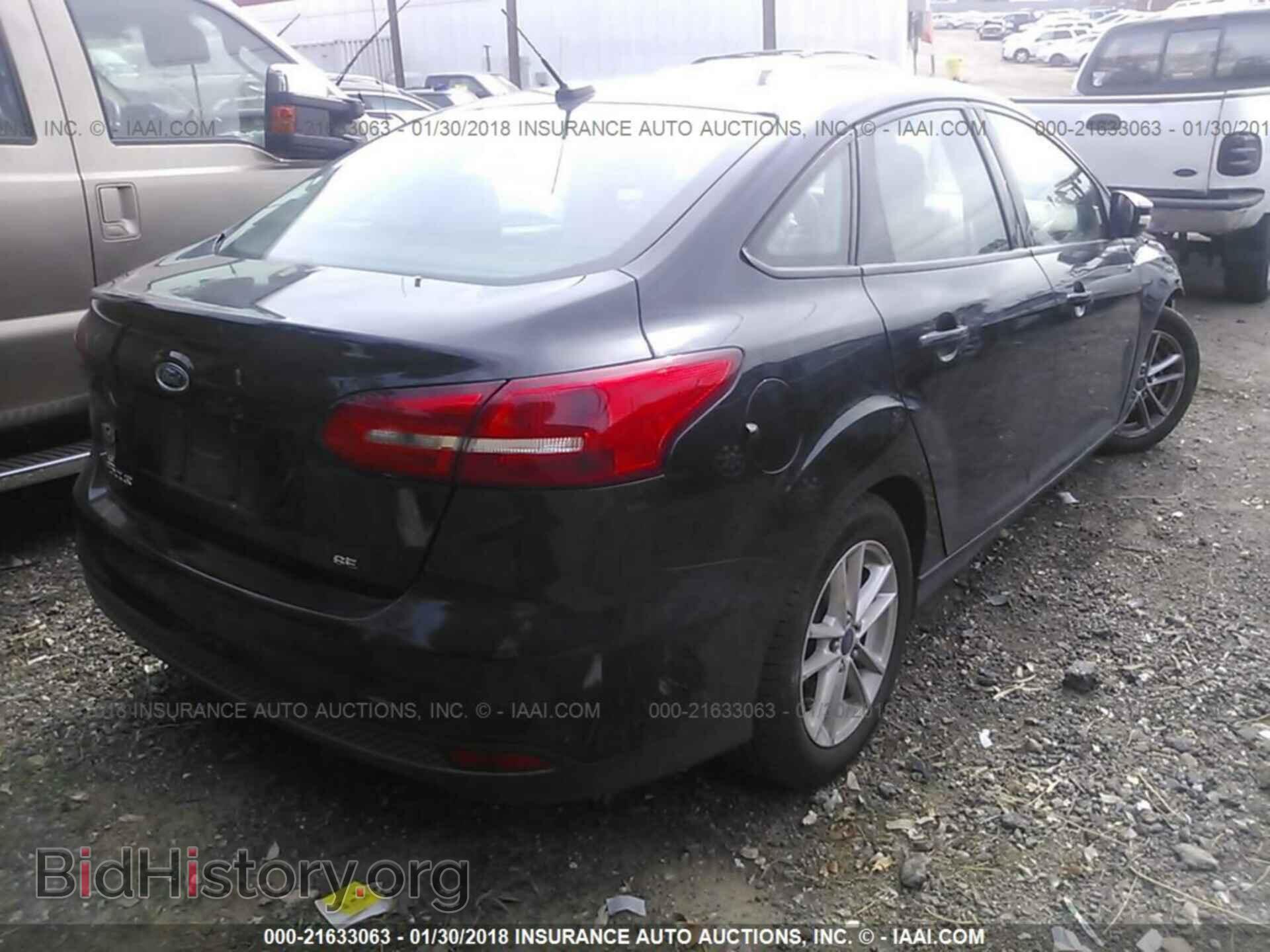 2015 Ford Focus - VIN: 1FADP3F29FL295409 - Фото 4