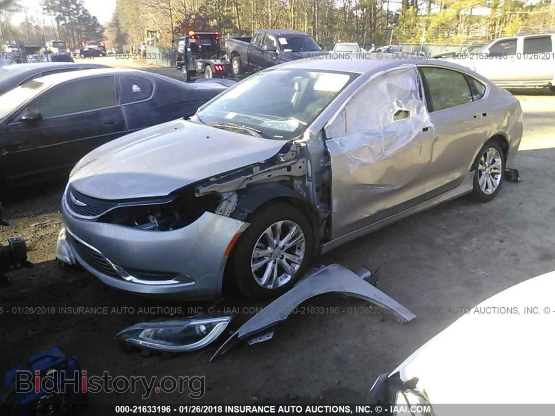 2016 Chrysler 200 - VIN: 1C3CCCAB6GN106458 - Фото 2