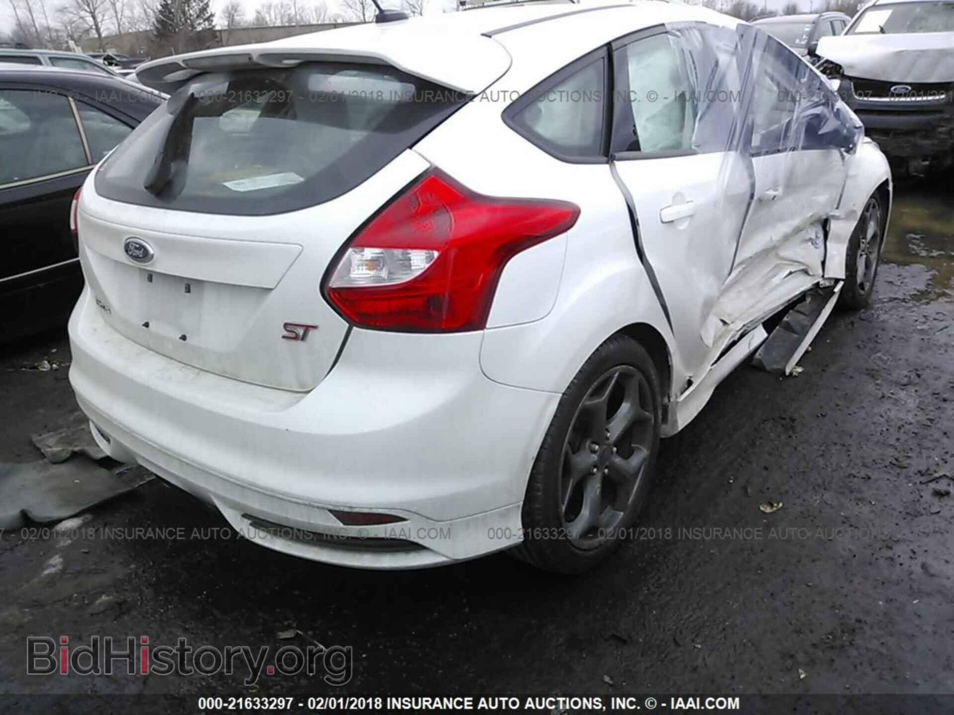 2014 Ford Focus - VIN: 1FADP3L93EL380293 - Photo 4