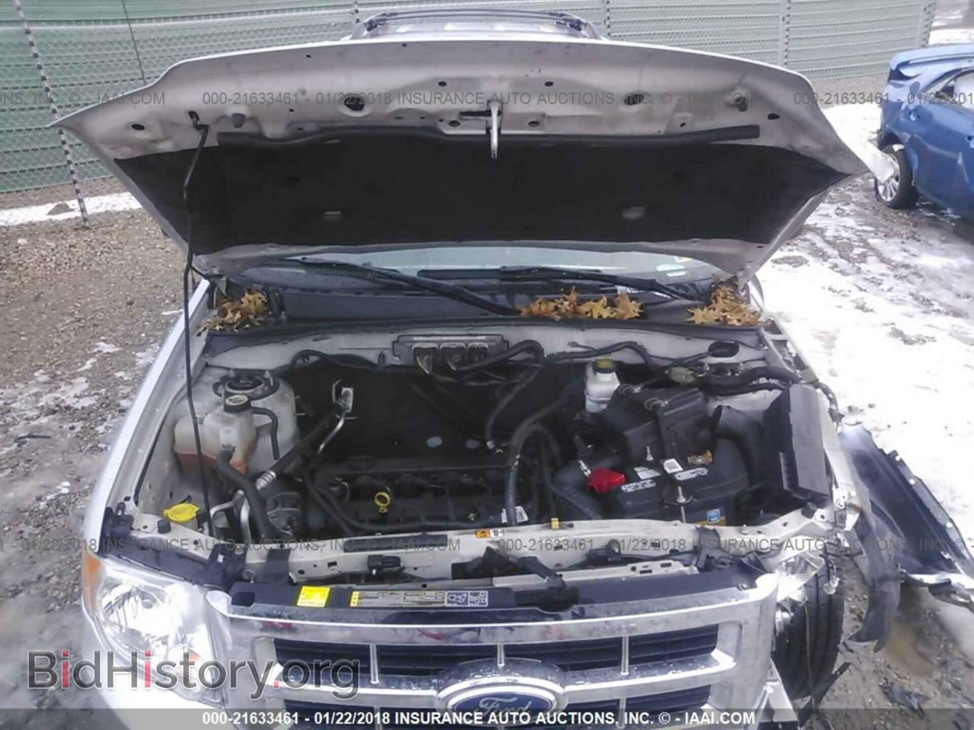 2012 Ford Escape - VIN: 1FMCU9D76CKB99542 - Photo 10
