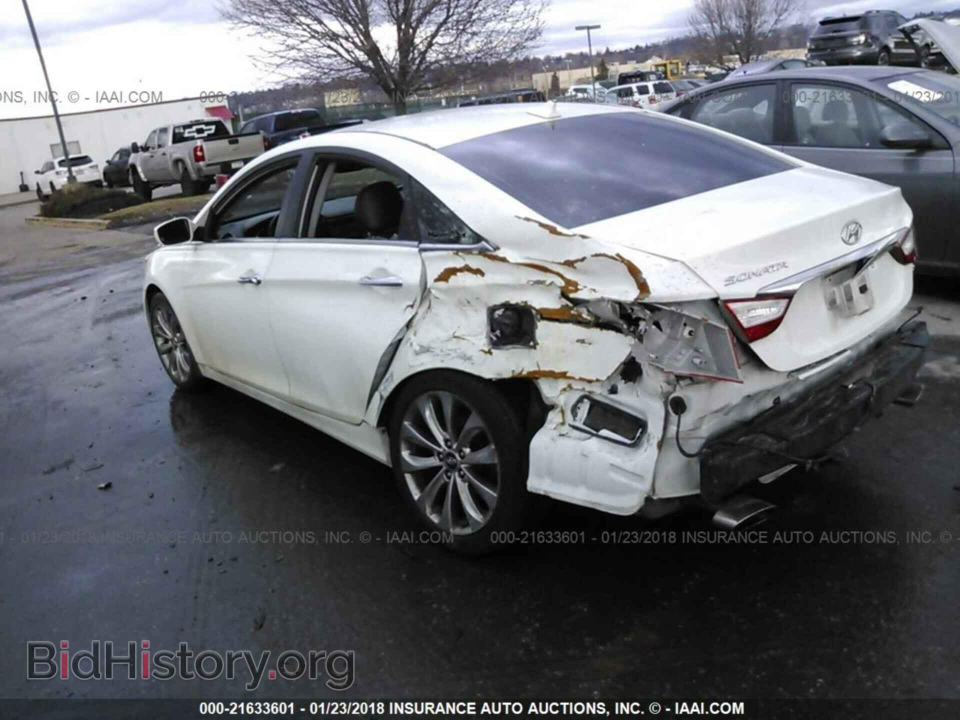 2012 Hyundai Sonata - VIN: 5NPEC4AC4CH369674 - Фото 3