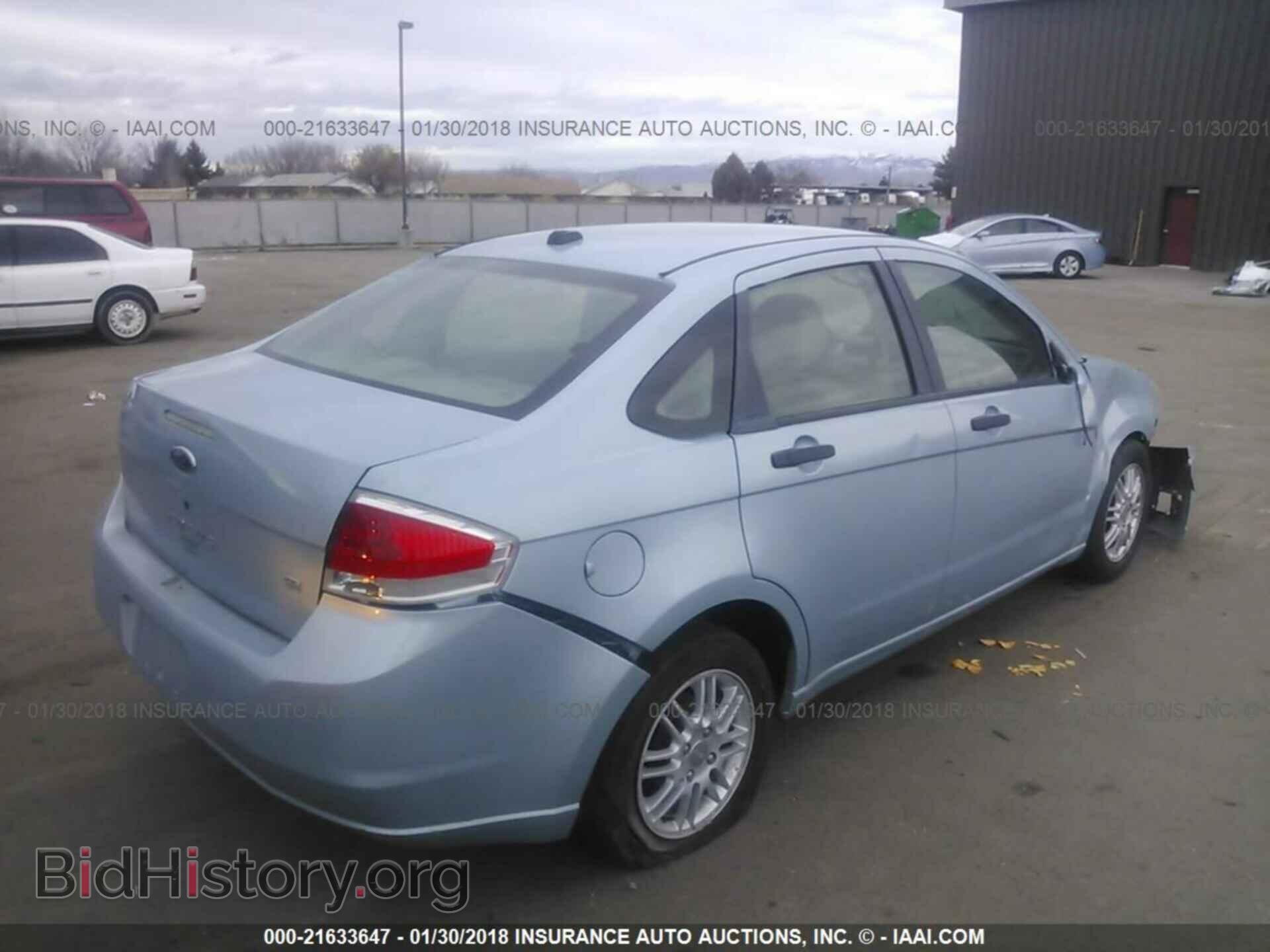 2008 FORD FOCUS - VIN: 1FAHP35N88W247592 - Фото 4