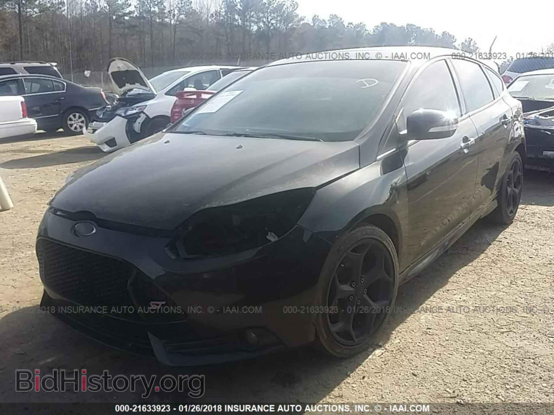 2013 Ford Focus - VIN: 1FADP3L96DL201842 - Фото 2