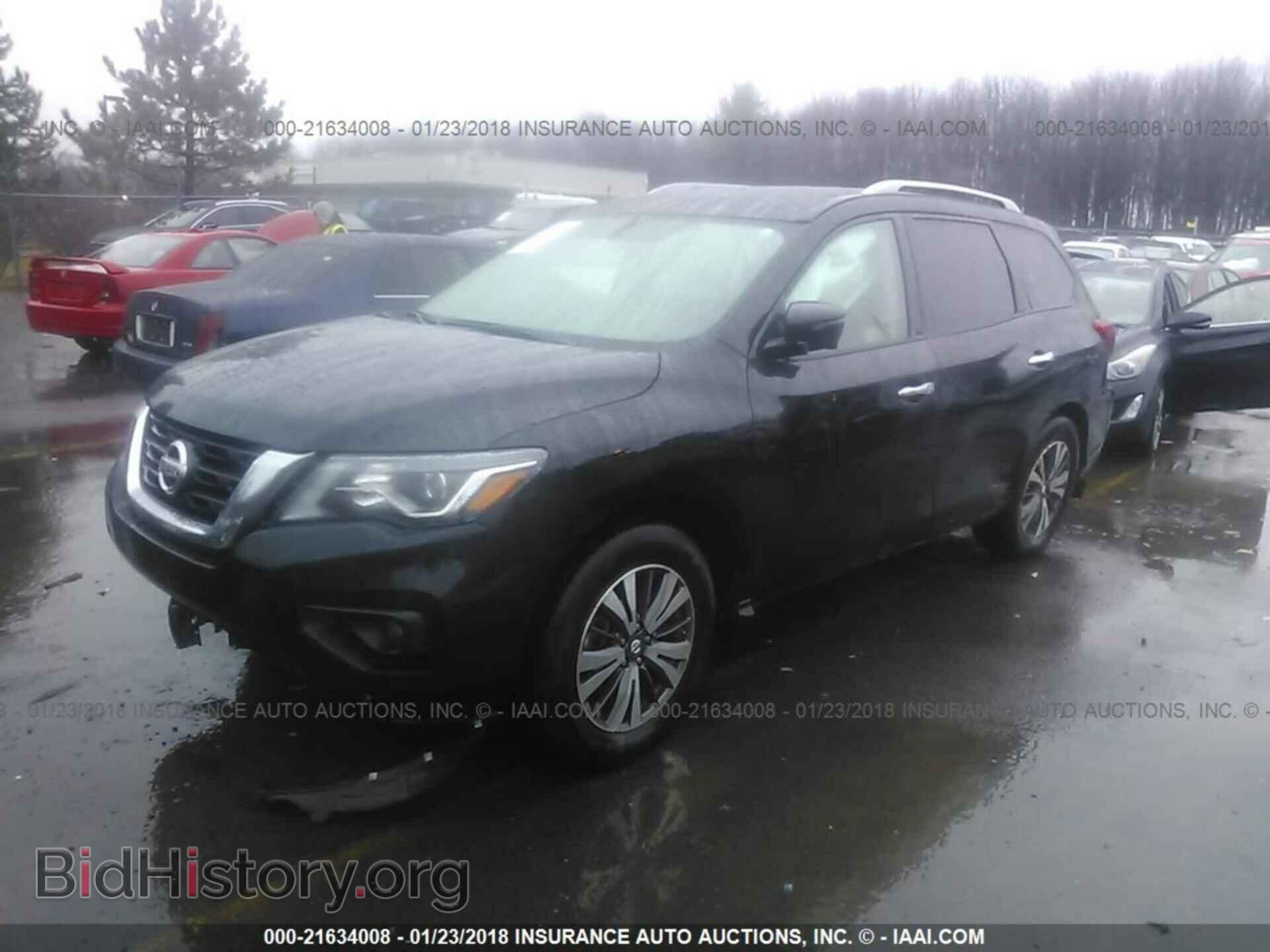 2017 Nissan Pathfinder - VIN: 5N1DR2MM0HC906641 - Фото 2
