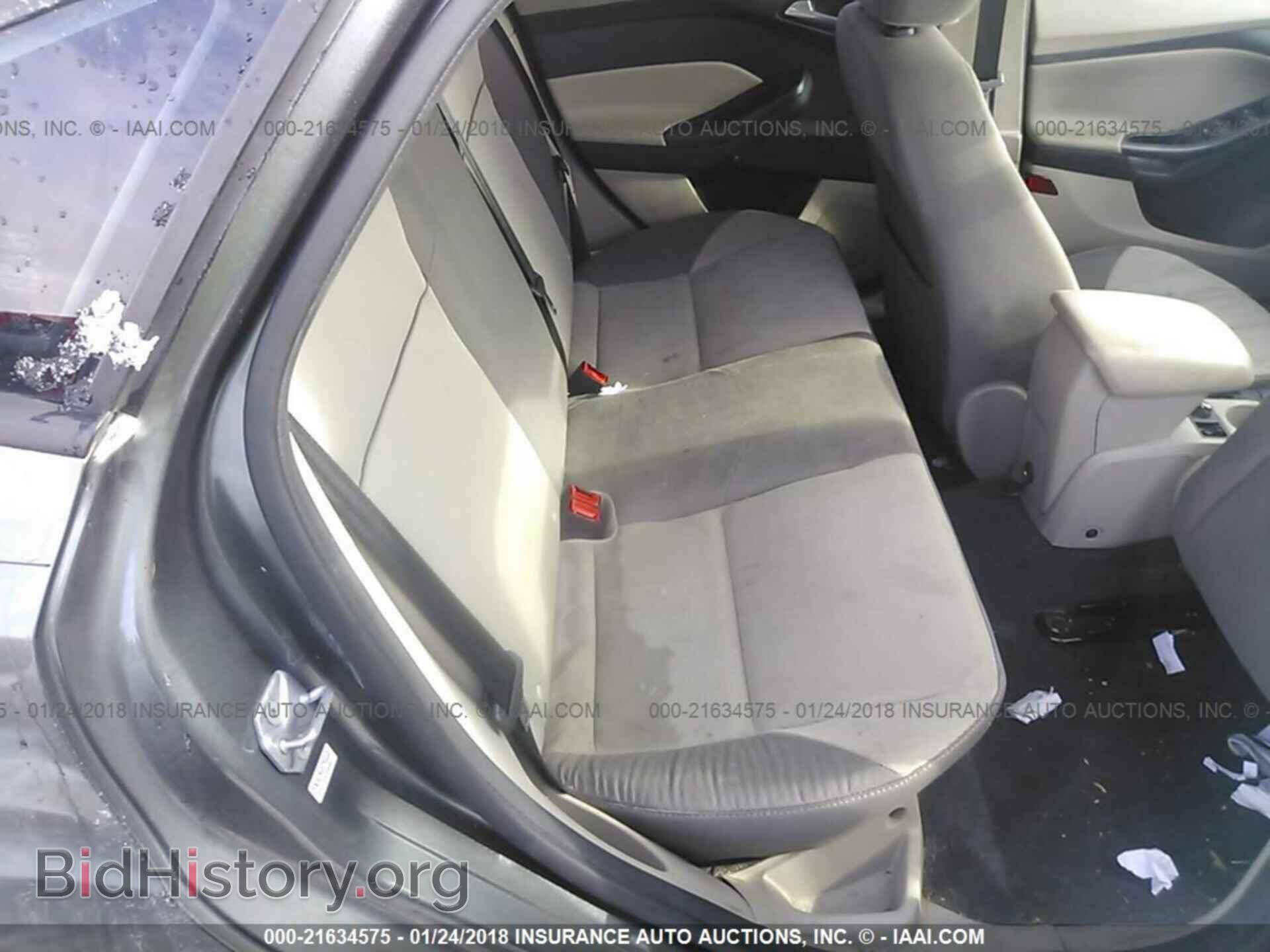 2014 Ford Focus - VIN: 1FADP3F2XEL135702 - Photo 8