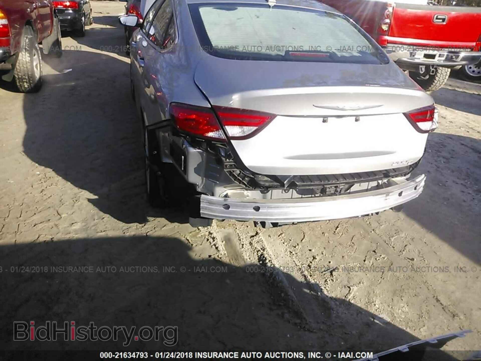 2015 Chrysler 200 - VIN: 1C3CCCCG1FN515409 - Photo 6