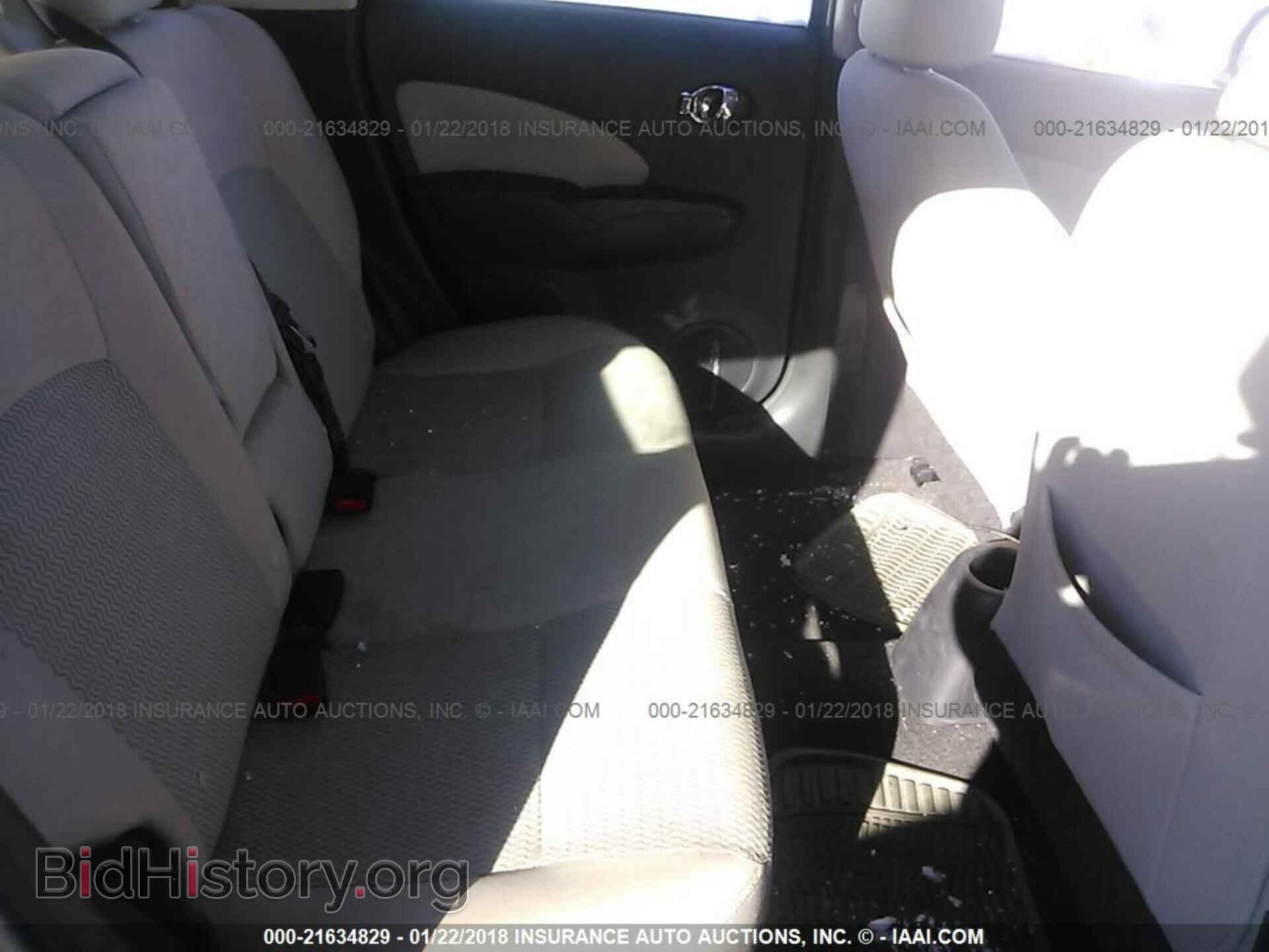 2014 Nissan Versa note - VIN: 3N1CE2CP3EL358564 - Photo 8