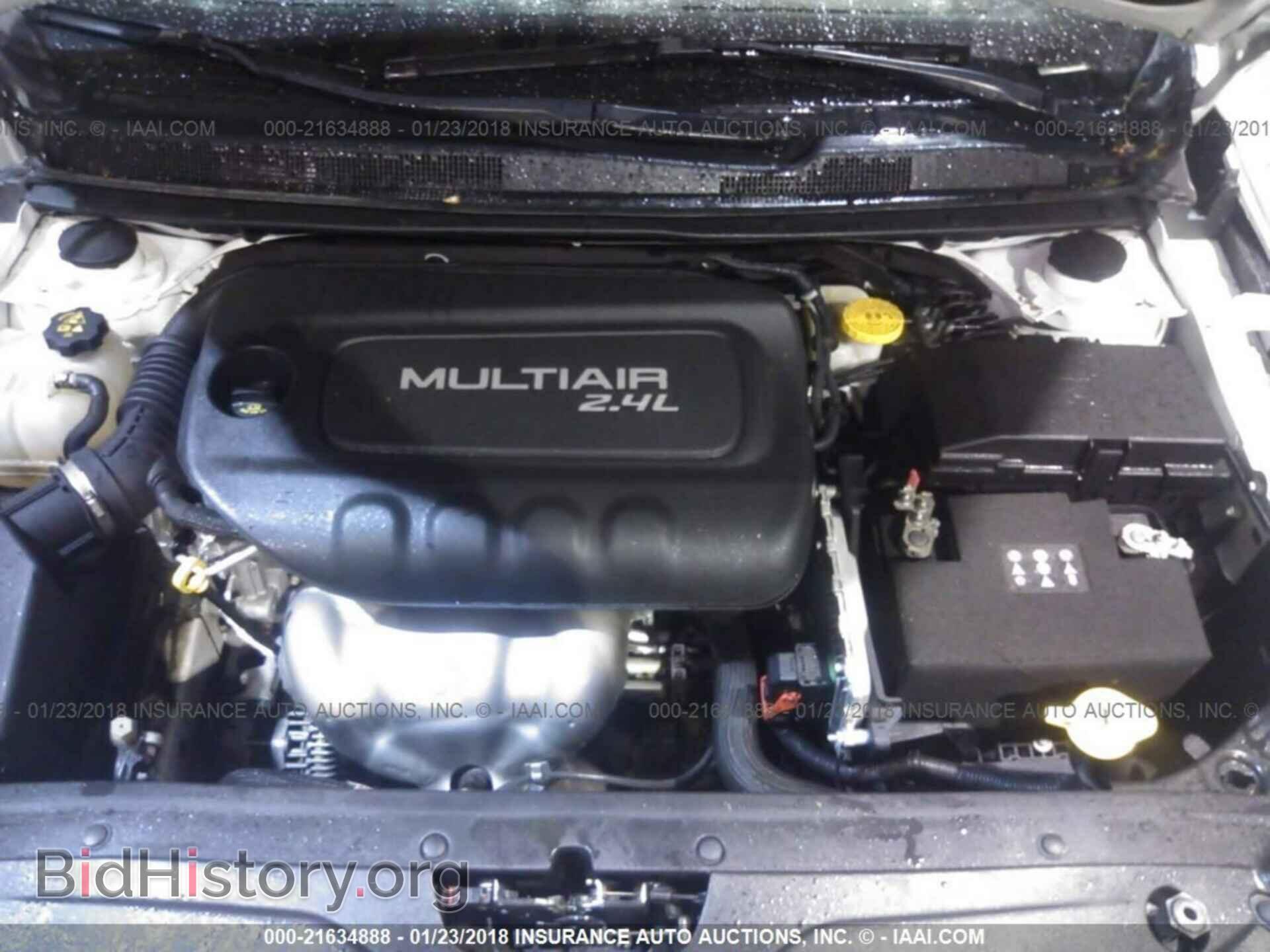 2015 Chrysler 200 - VIN: 1C3CCCAB6FN654782 - Фото 10