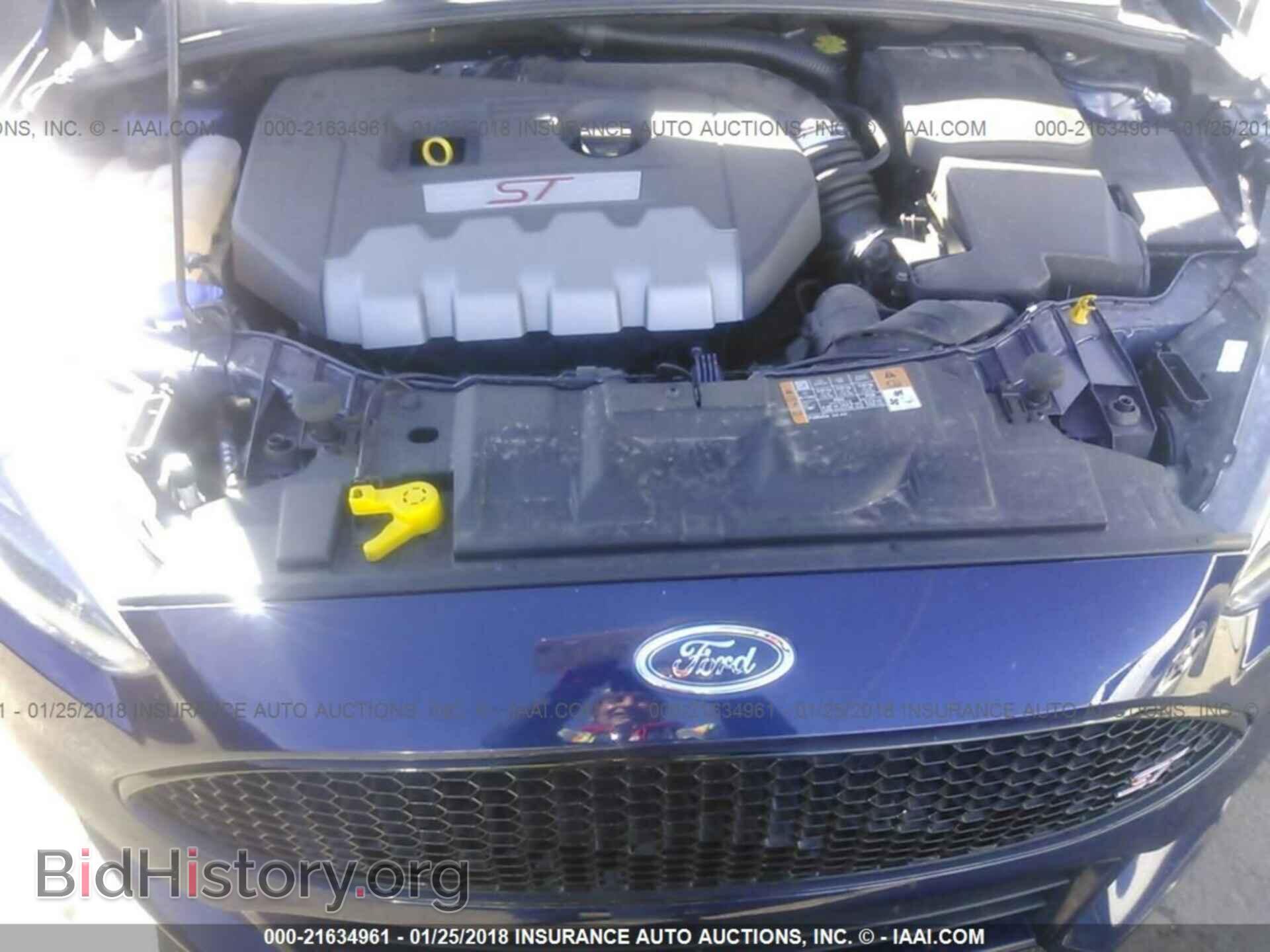 2016 Ford Focus - VIN: 1FADP3L97GL245952 - Photo 10