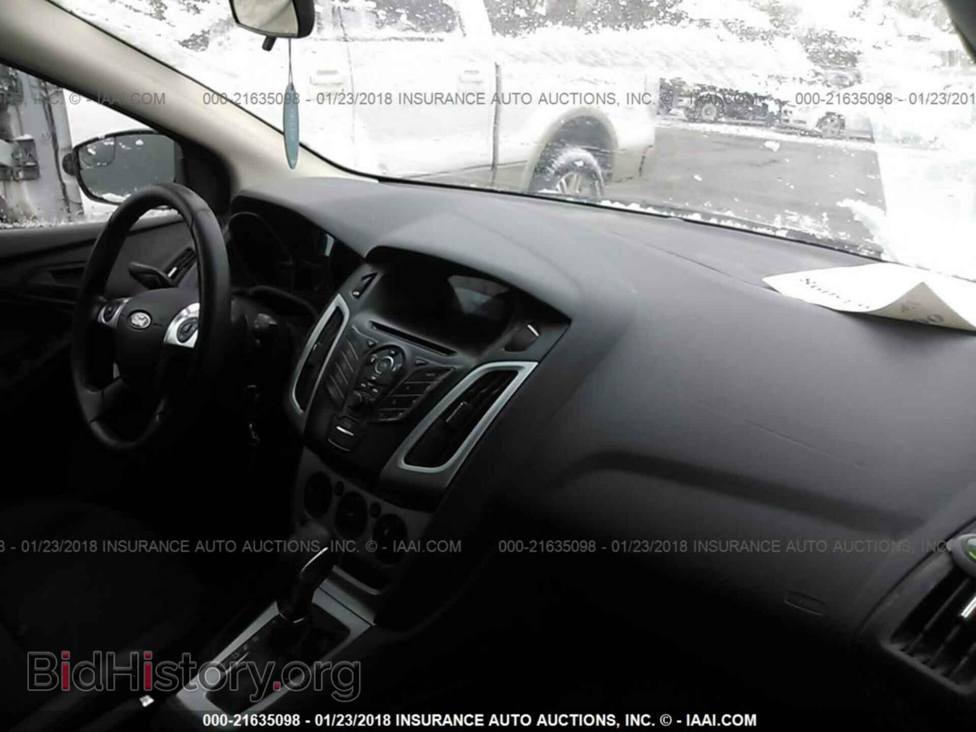 2012 Ford Focus - VIN: 1FAHP3F26CL378888 - Photo 5