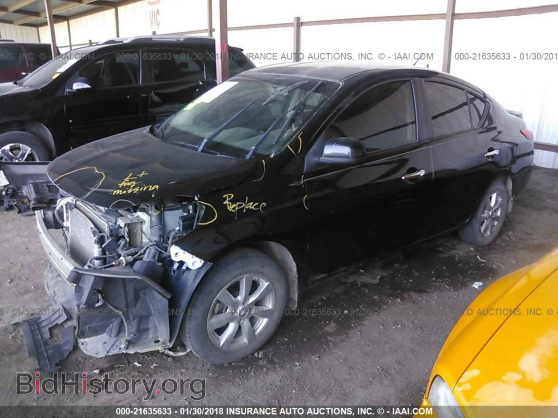 2013 Nissan Versa - VIN: 3N1CN7AP1DL878521 - Фото 2