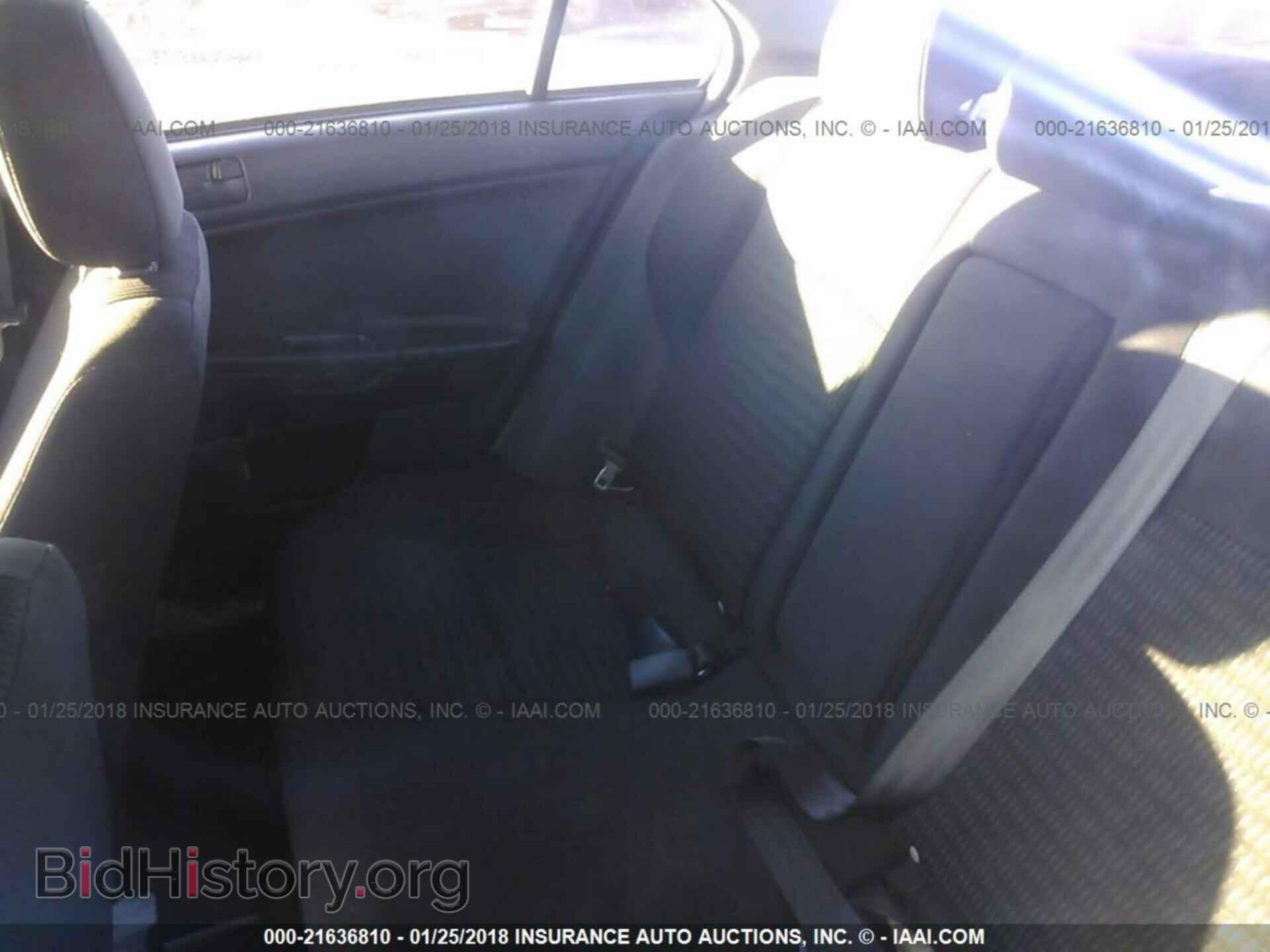 2012 Mitsubishi Lancer - VIN: JA32V2FW4CU021530 - Фото 8