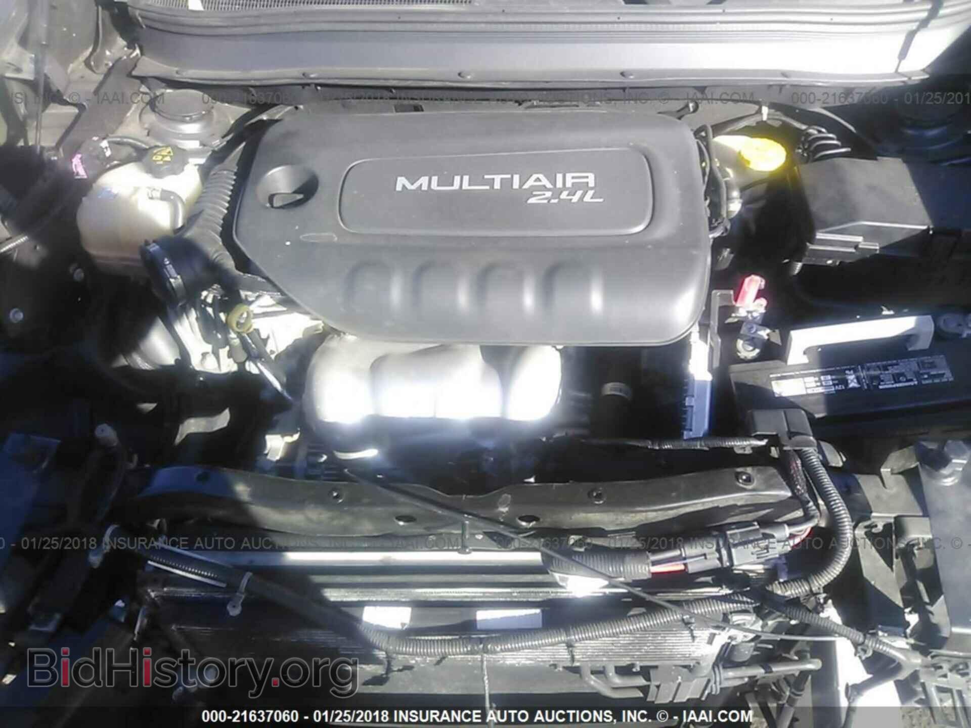 2015 Jeep Cherokee - VIN: 1C4PJMDB1FW668412 - Фото 10